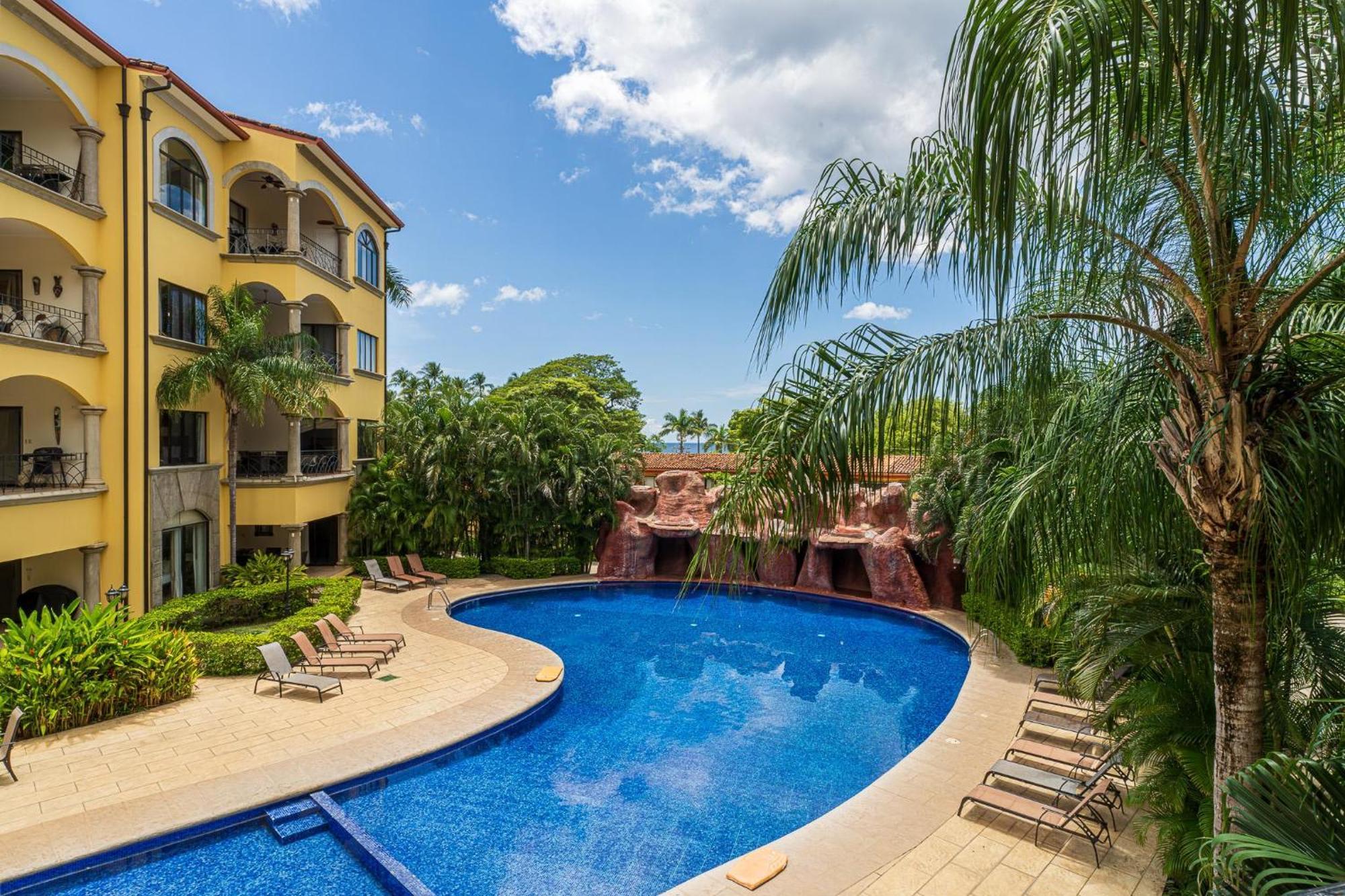 Sunrise 38- Ocean View 2 Bedroom Condo, Steps To The *