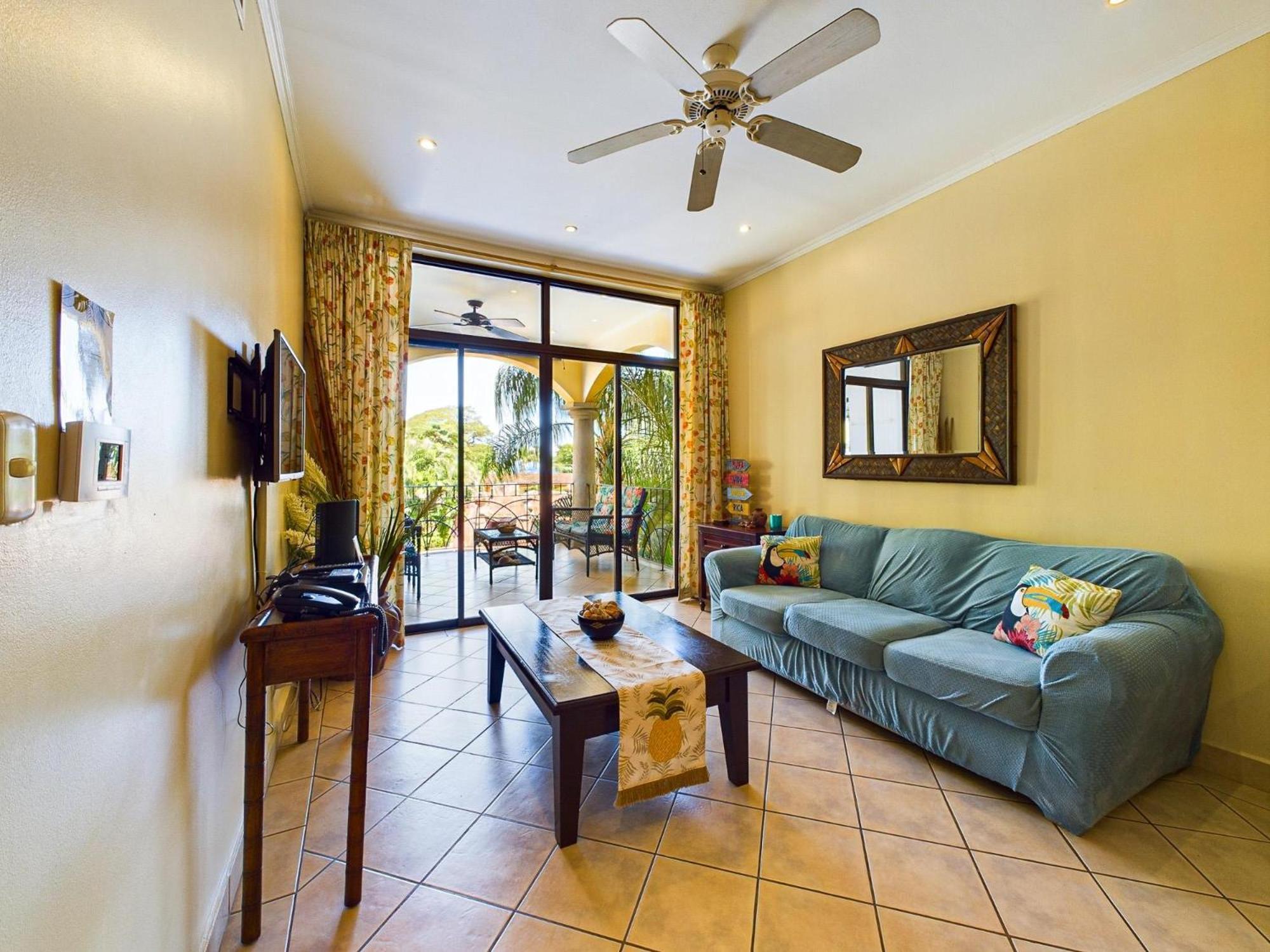 Apartment Sunrise 38- Ocean View 2 Bedroom Condo, Steps To The