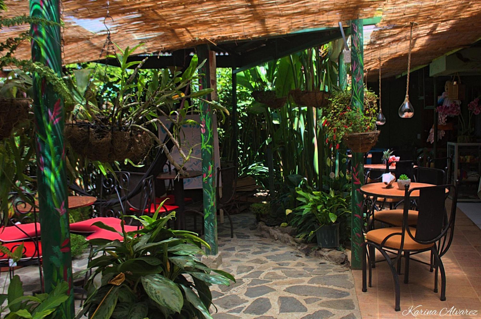 Los Jardines Hotel 2*