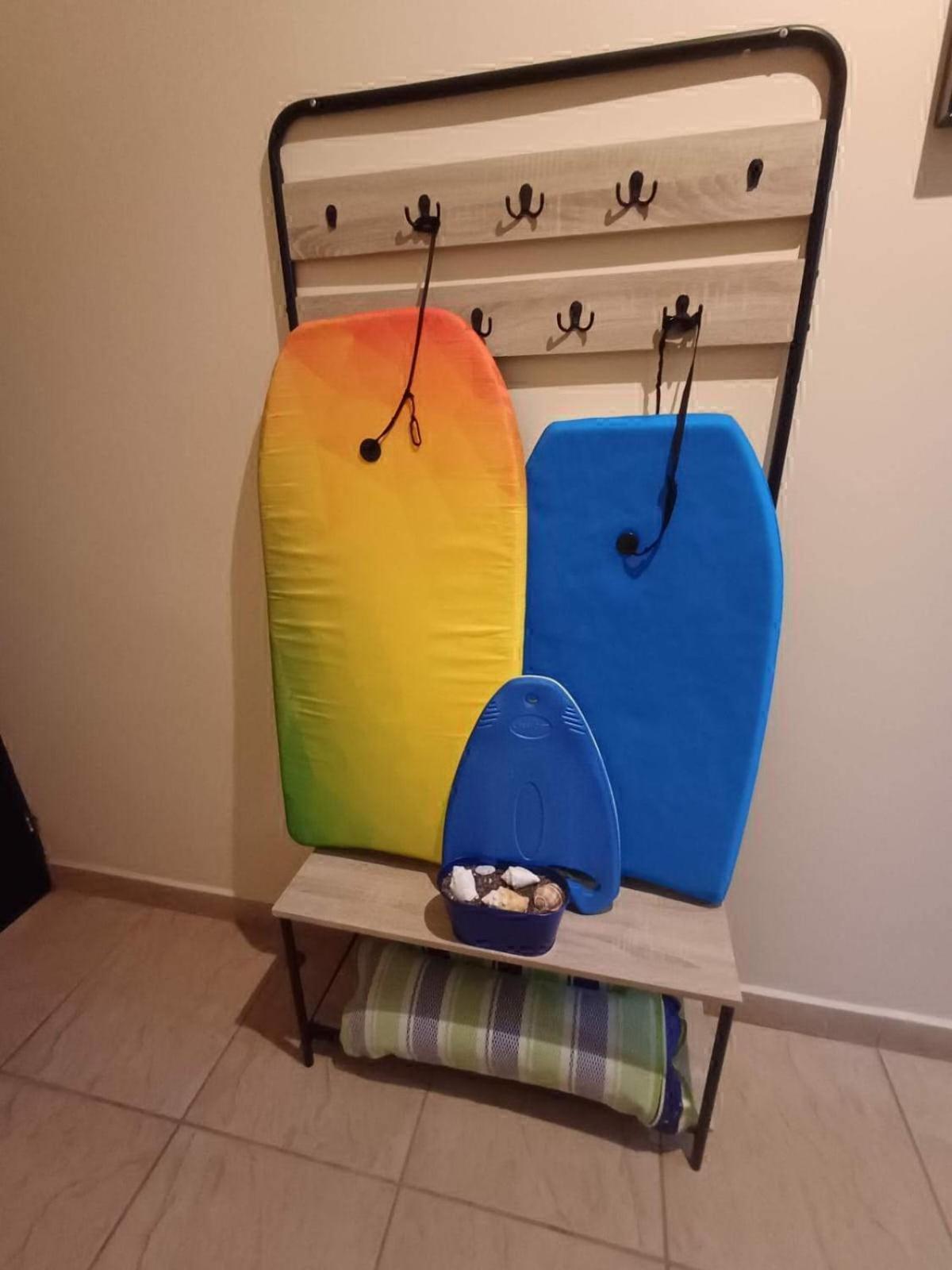 Apartamento De Lujo En Playa Jaco, Frente Al Mar, Wifi, Ac, Parqueo Privado Y Piscinas * Jaco