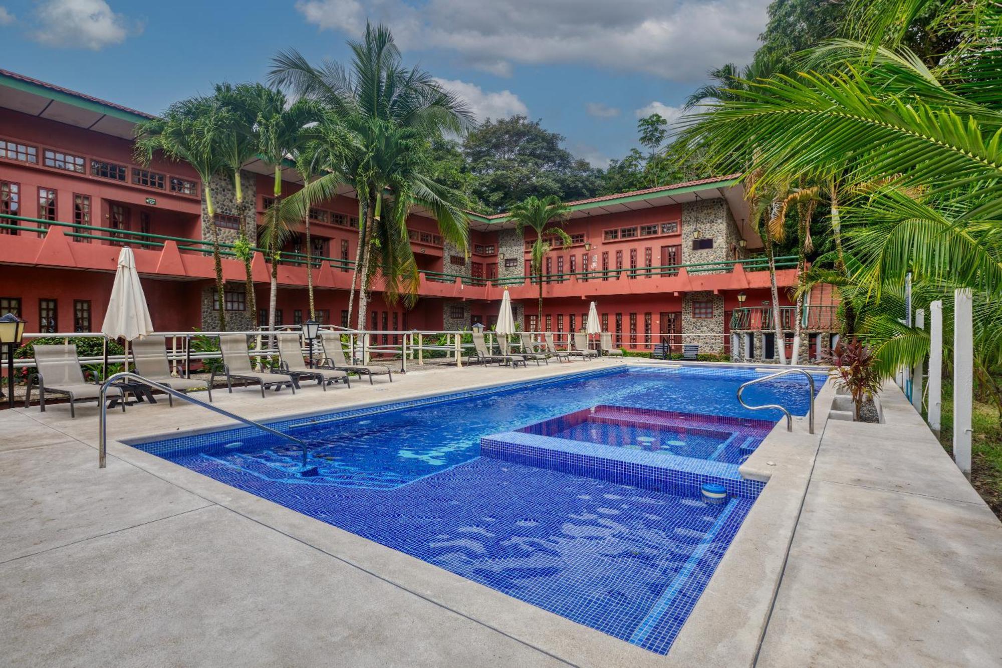 Playa Bejuco 4* Esterillos Este