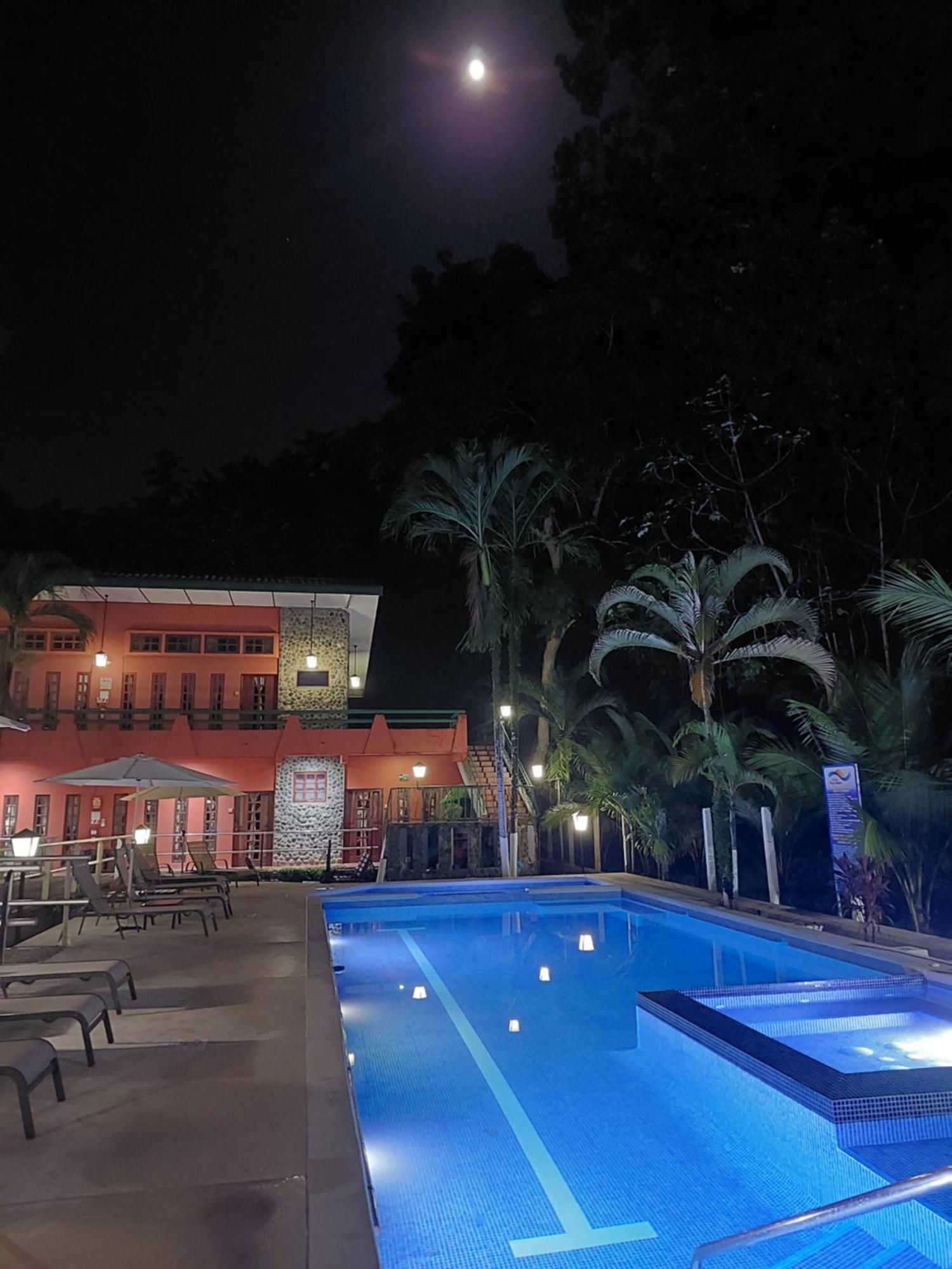 Playa Bejuco Hotel Esterillos Este