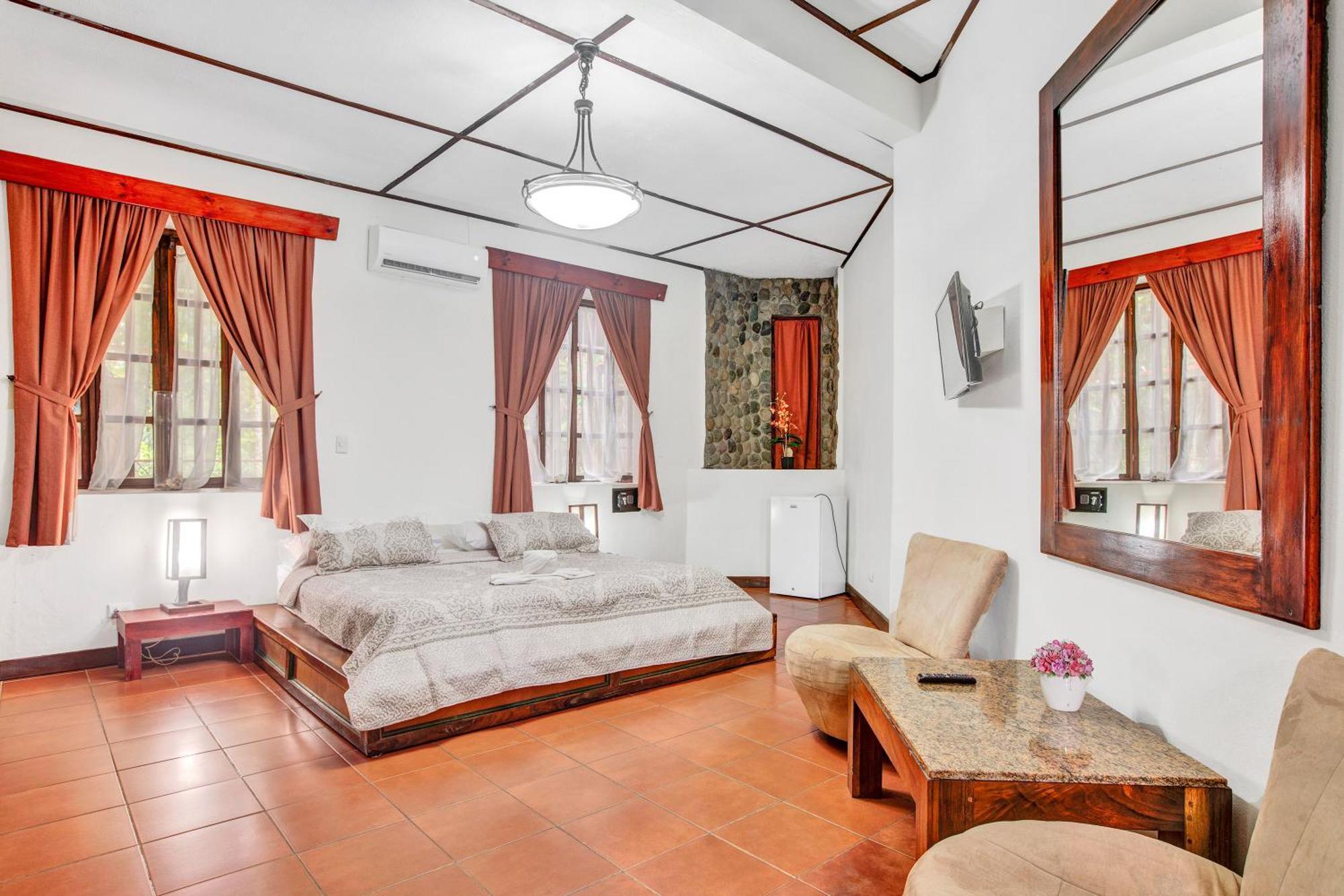 Hotel Playa Bejuco Esterillos Este