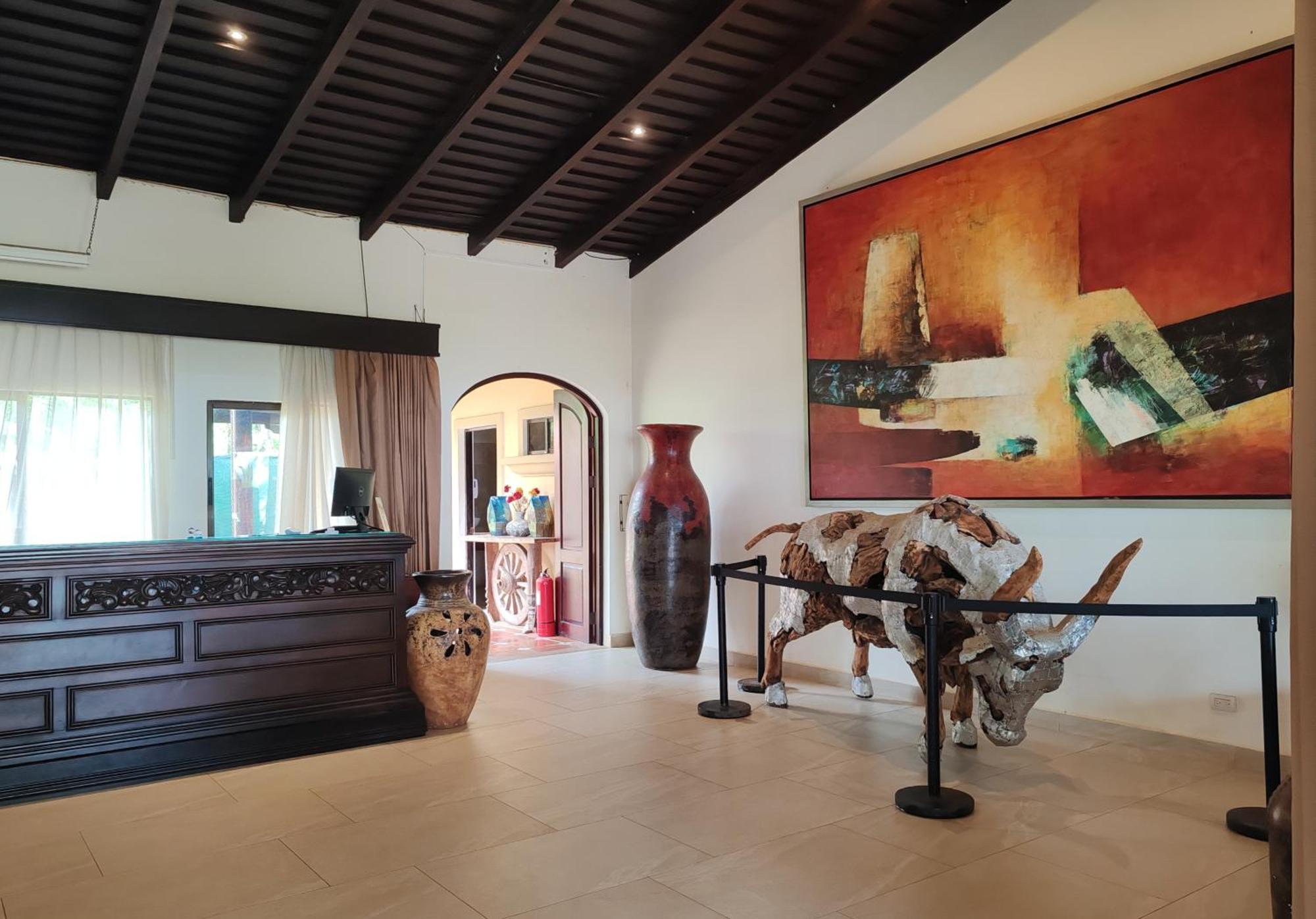 Hotel Marenaz Oceanfront Esterillos Este