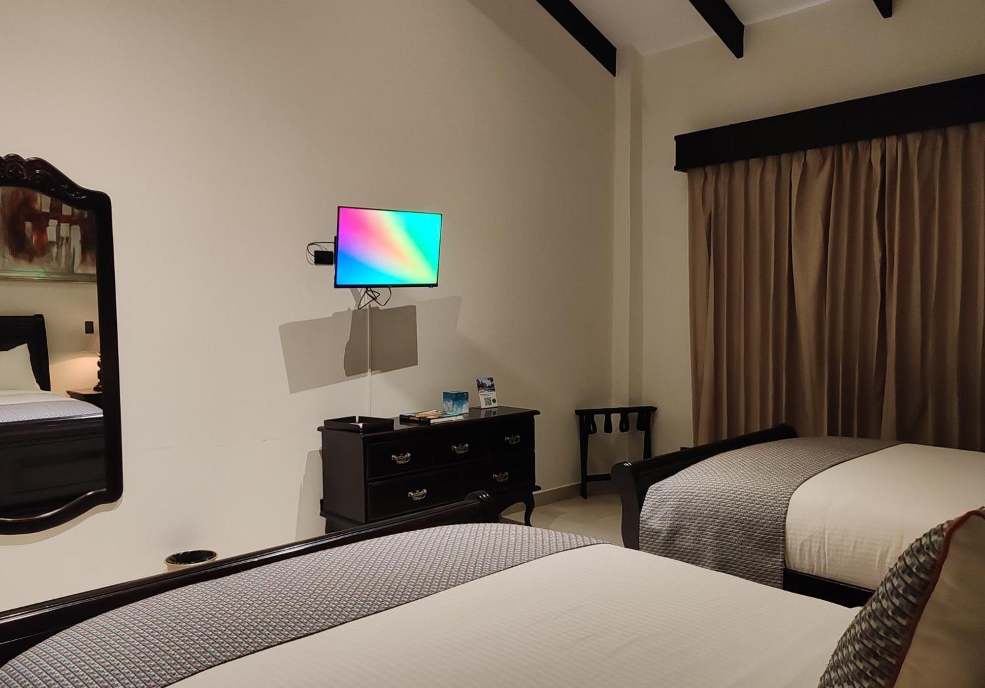 Hotel Marenaz Oceanfront Esterillos Este