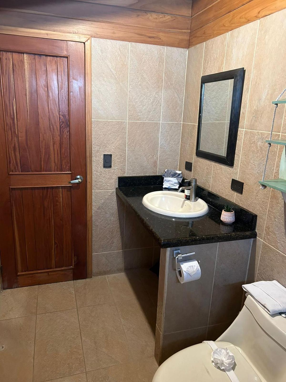 Hostel Casa Aura: Beachfront Premium *