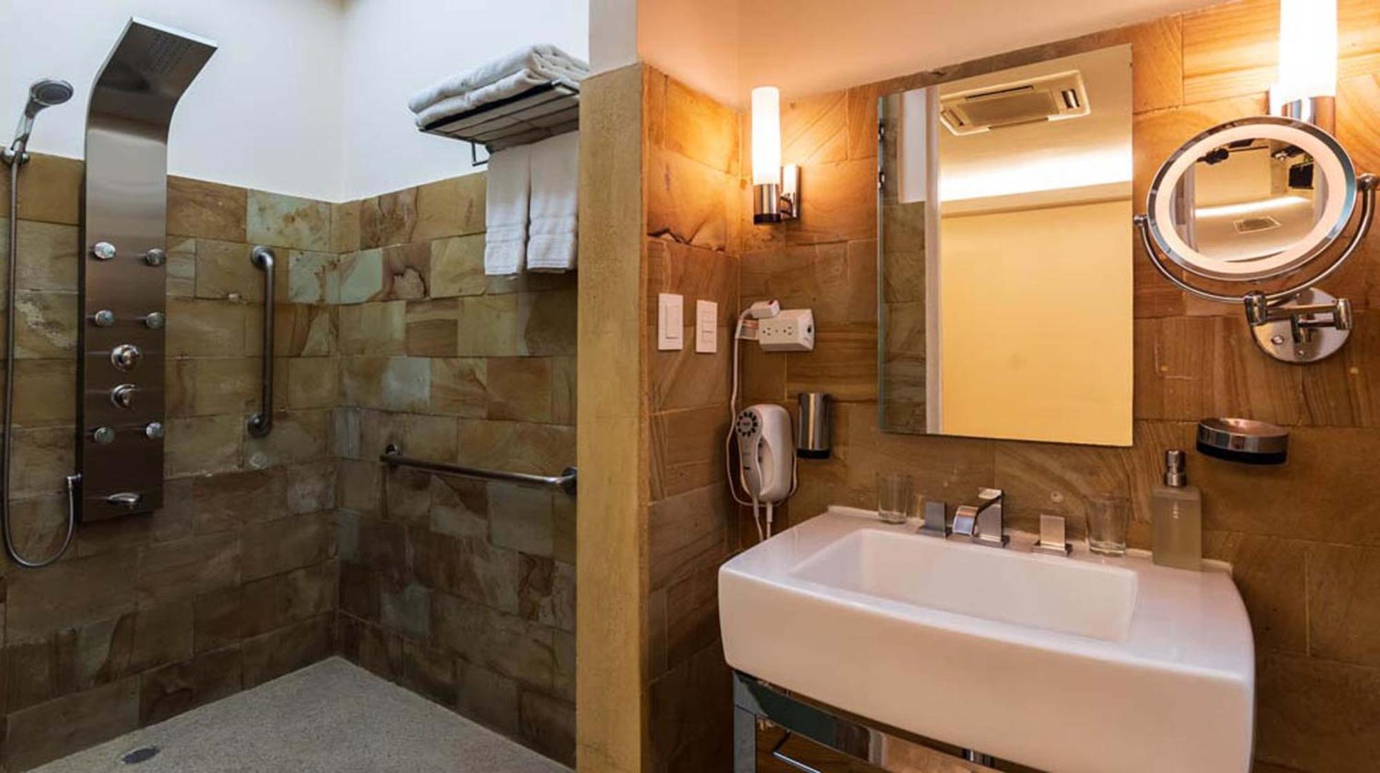 Gaia Collection Hotel 5*