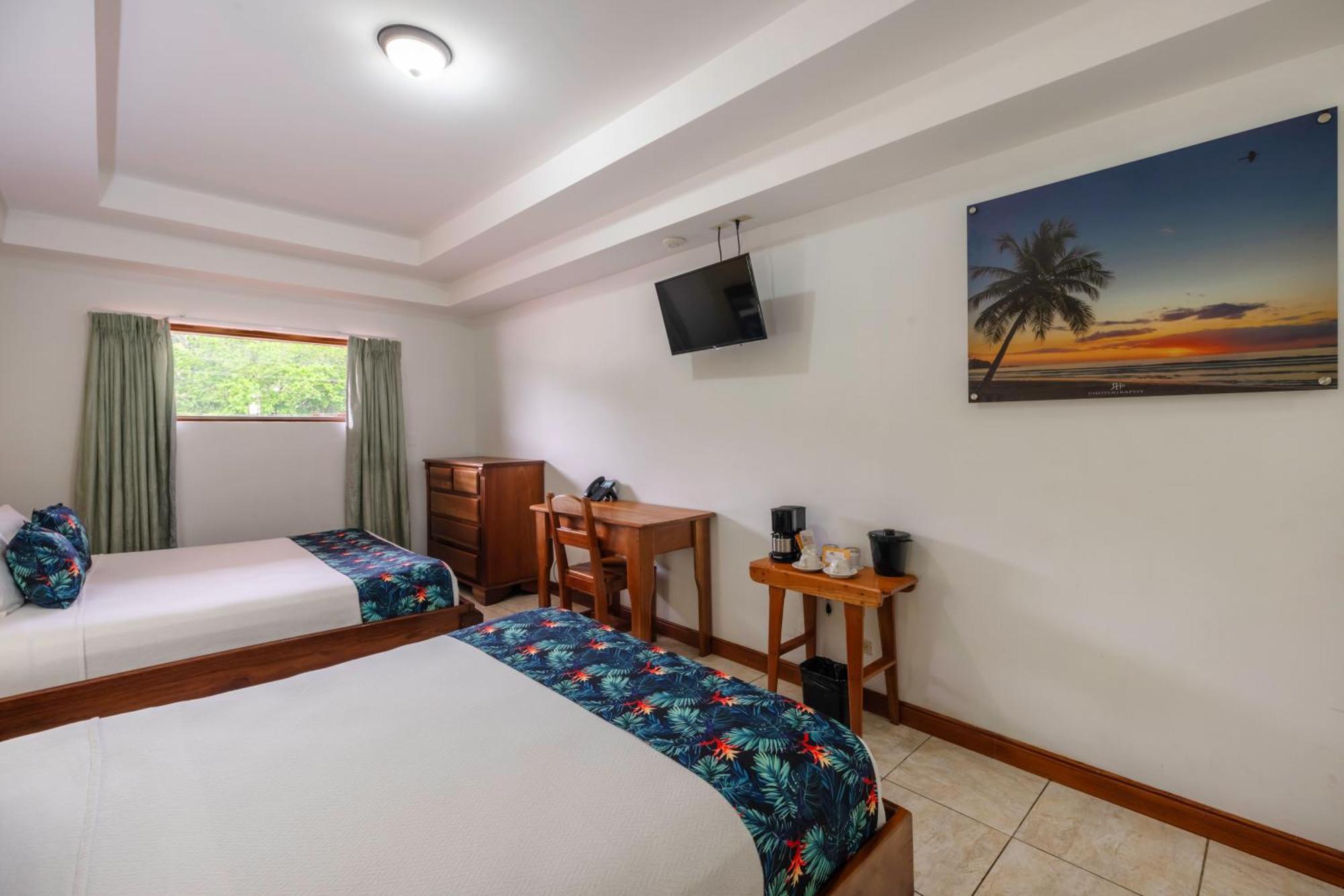 Hotel Laguna & Club Jaco