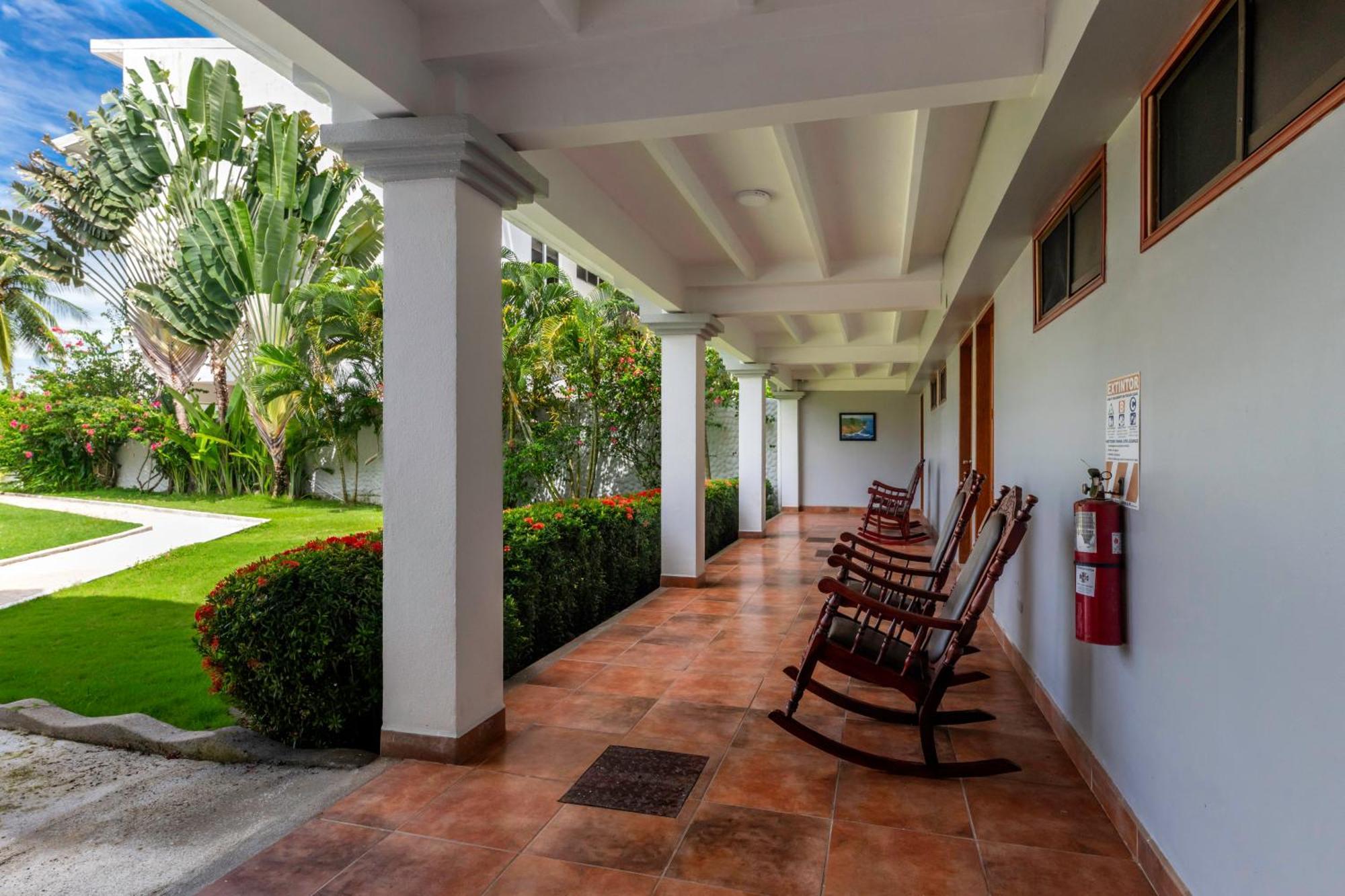Laguna & Club 4* Jaco