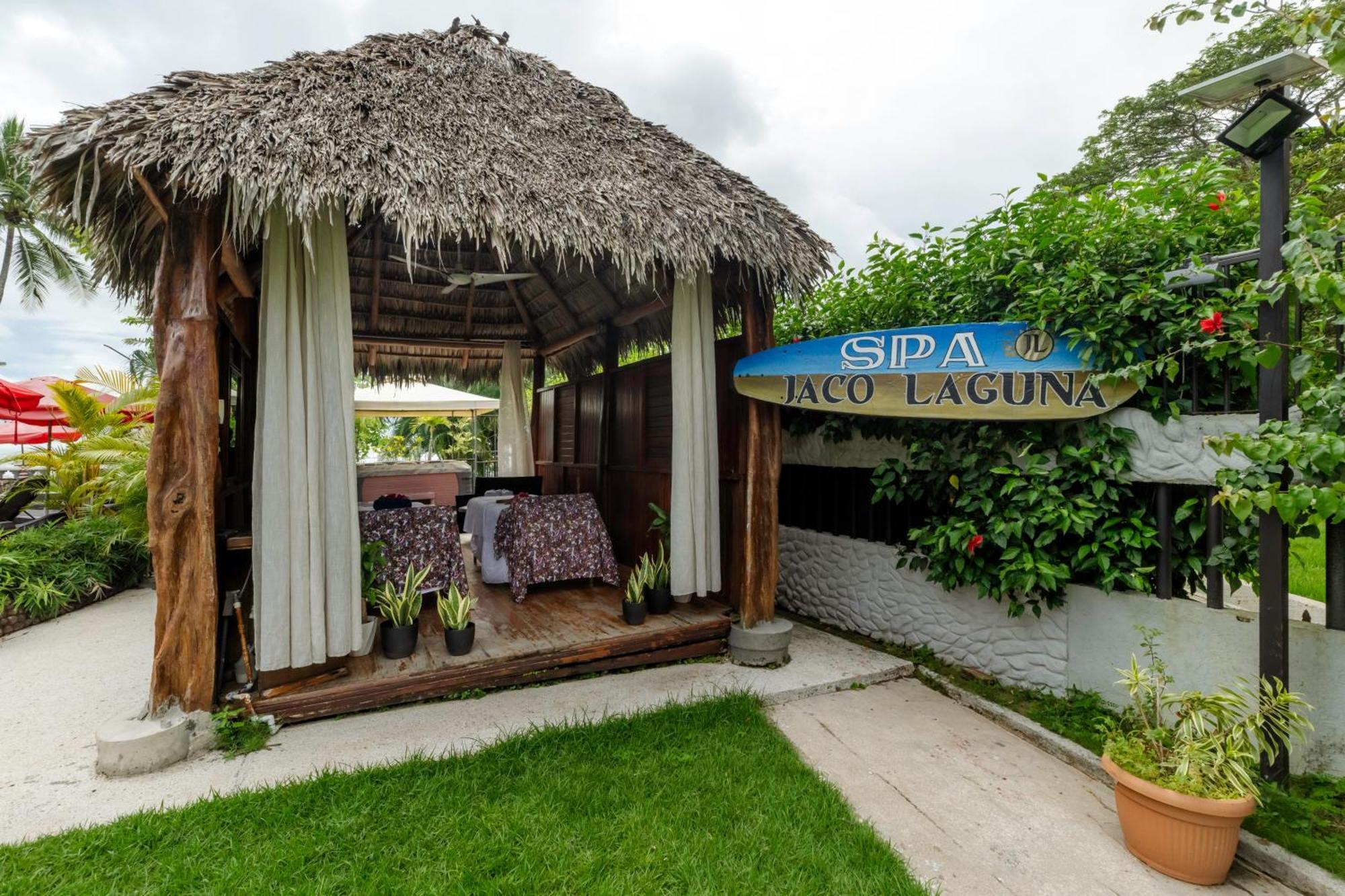 Hotel Laguna & Club