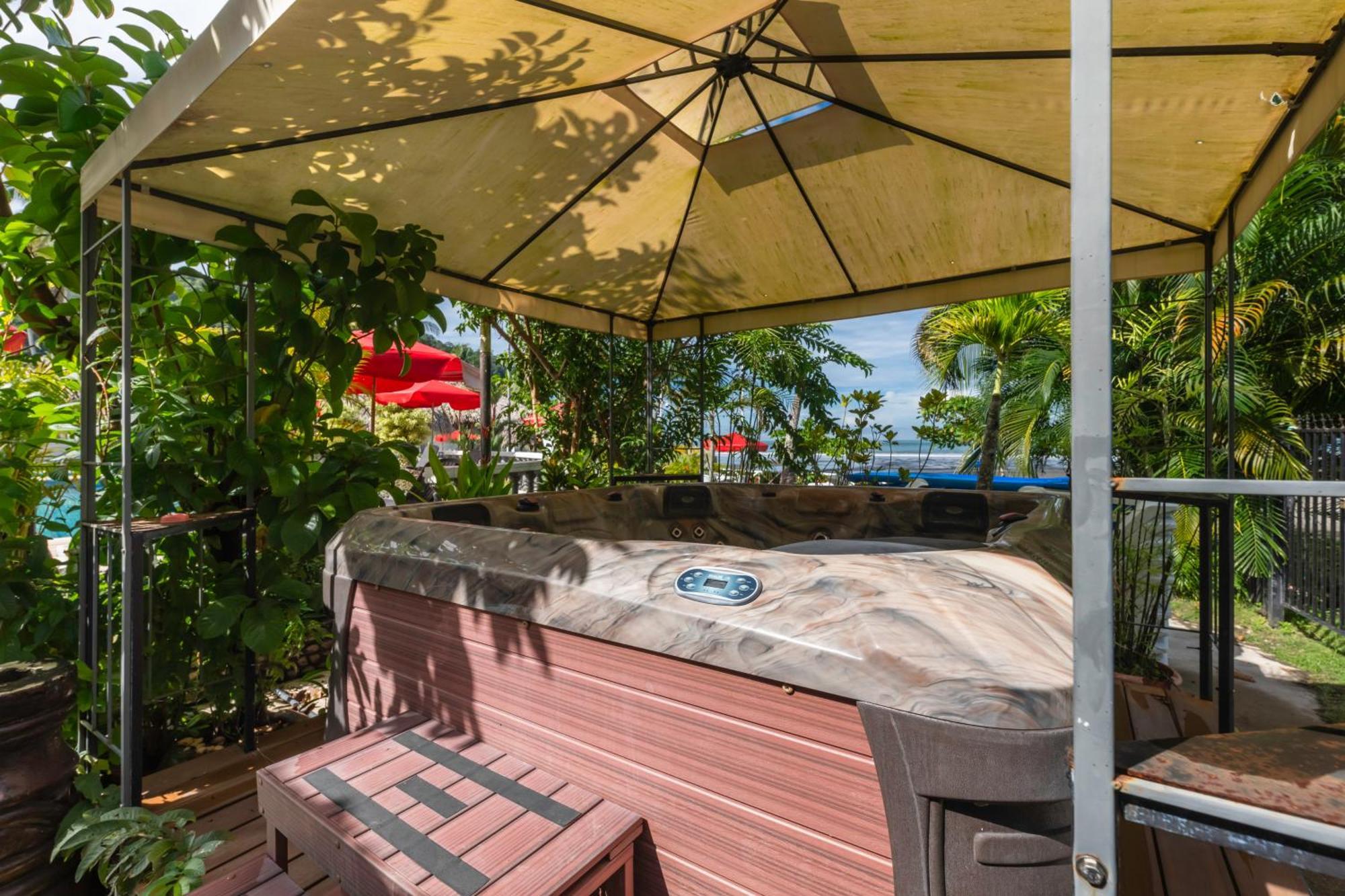 Laguna & Club Hotel Jaco