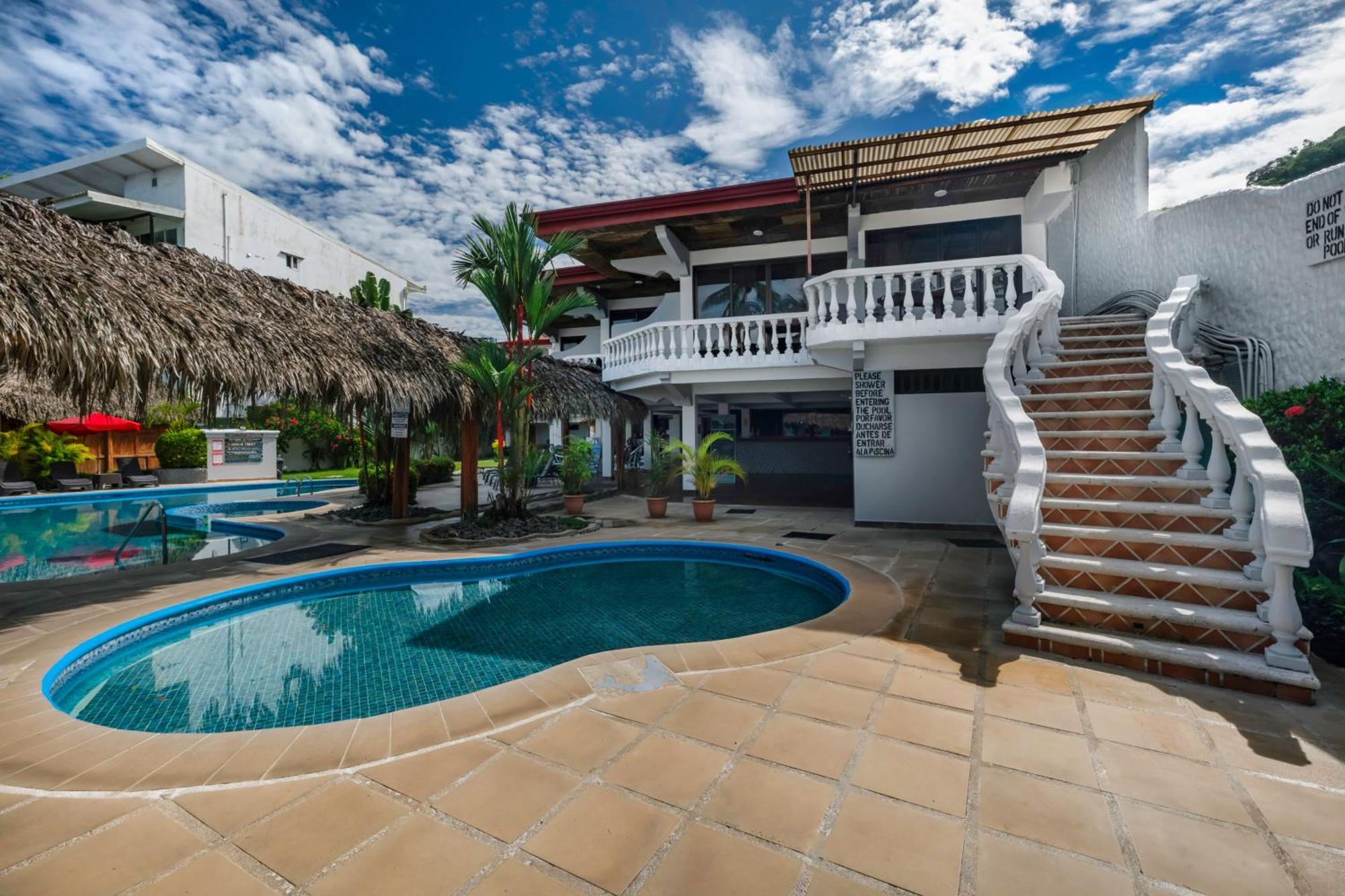 Hotel Laguna & Club