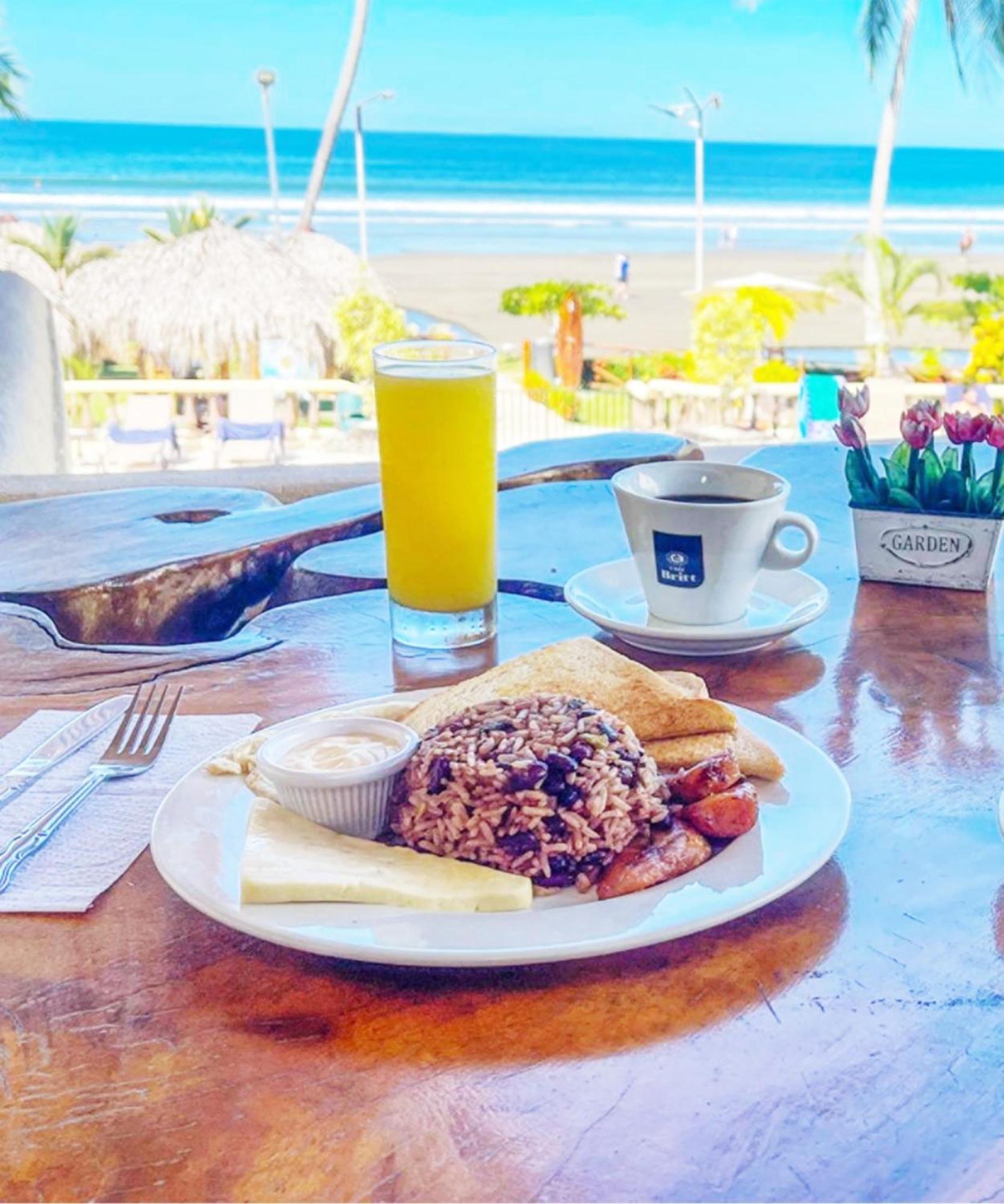 Hotel Laguna & Club Jaco