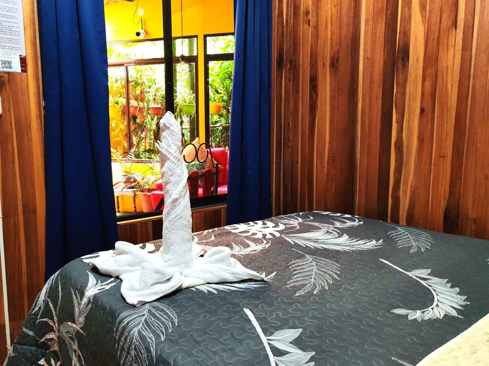 Cabinas El Pueblo B&B Monteverde 2*