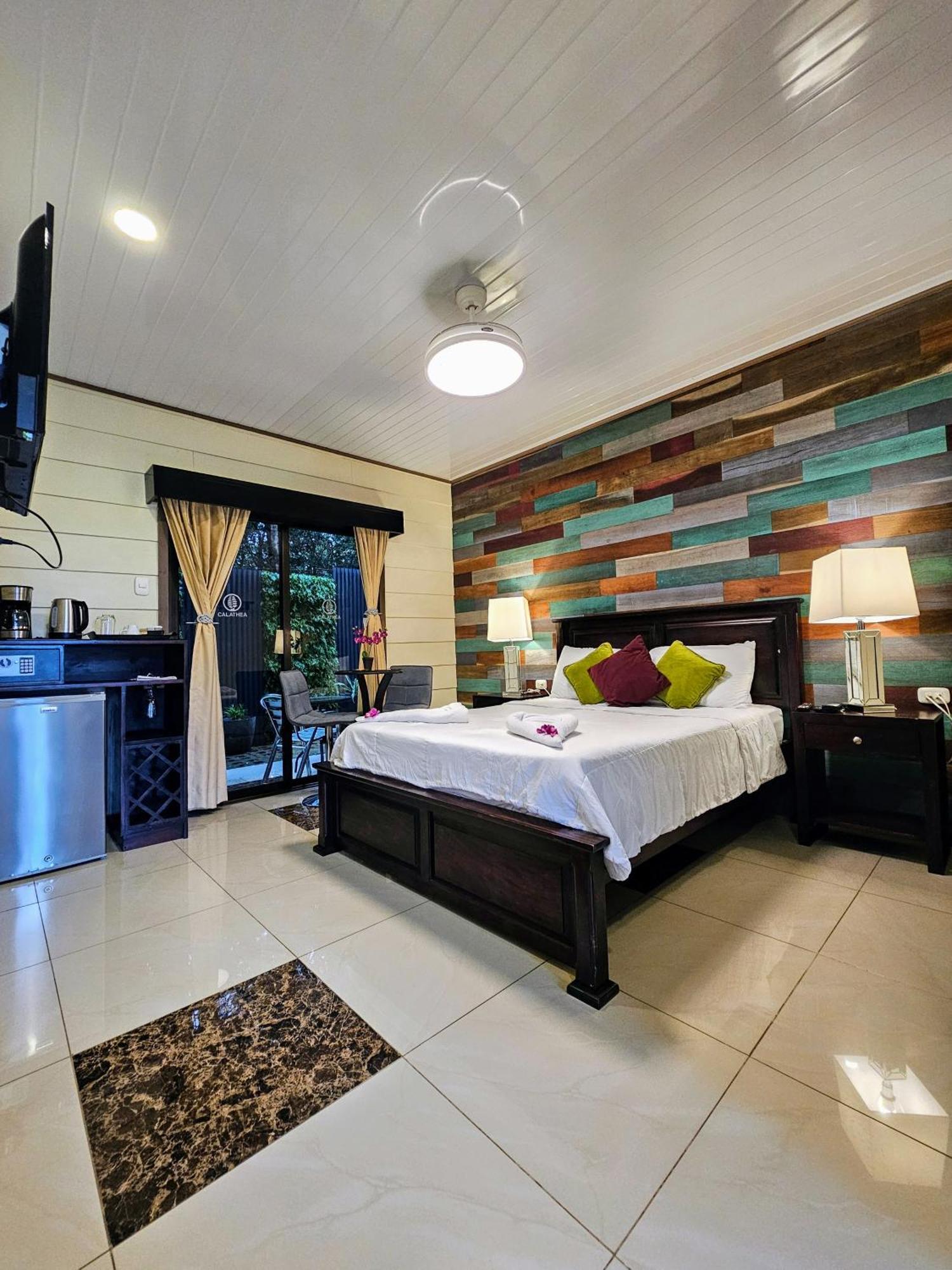 Bed & Breakfast Calathea