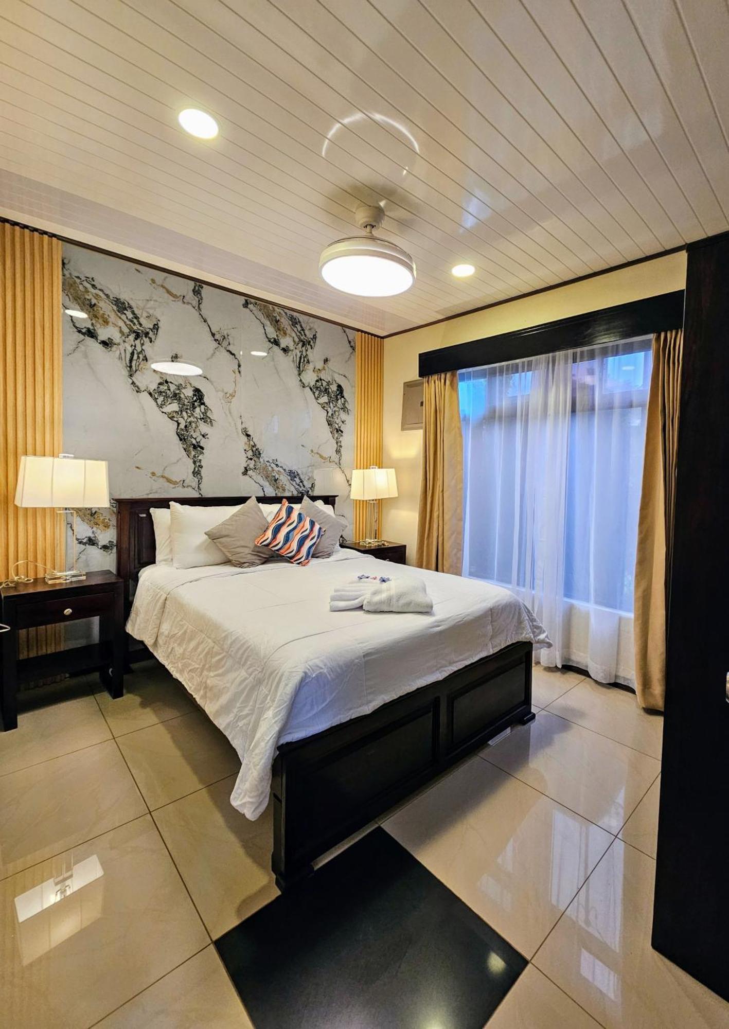 Calathea Bed & Breakfast 3*