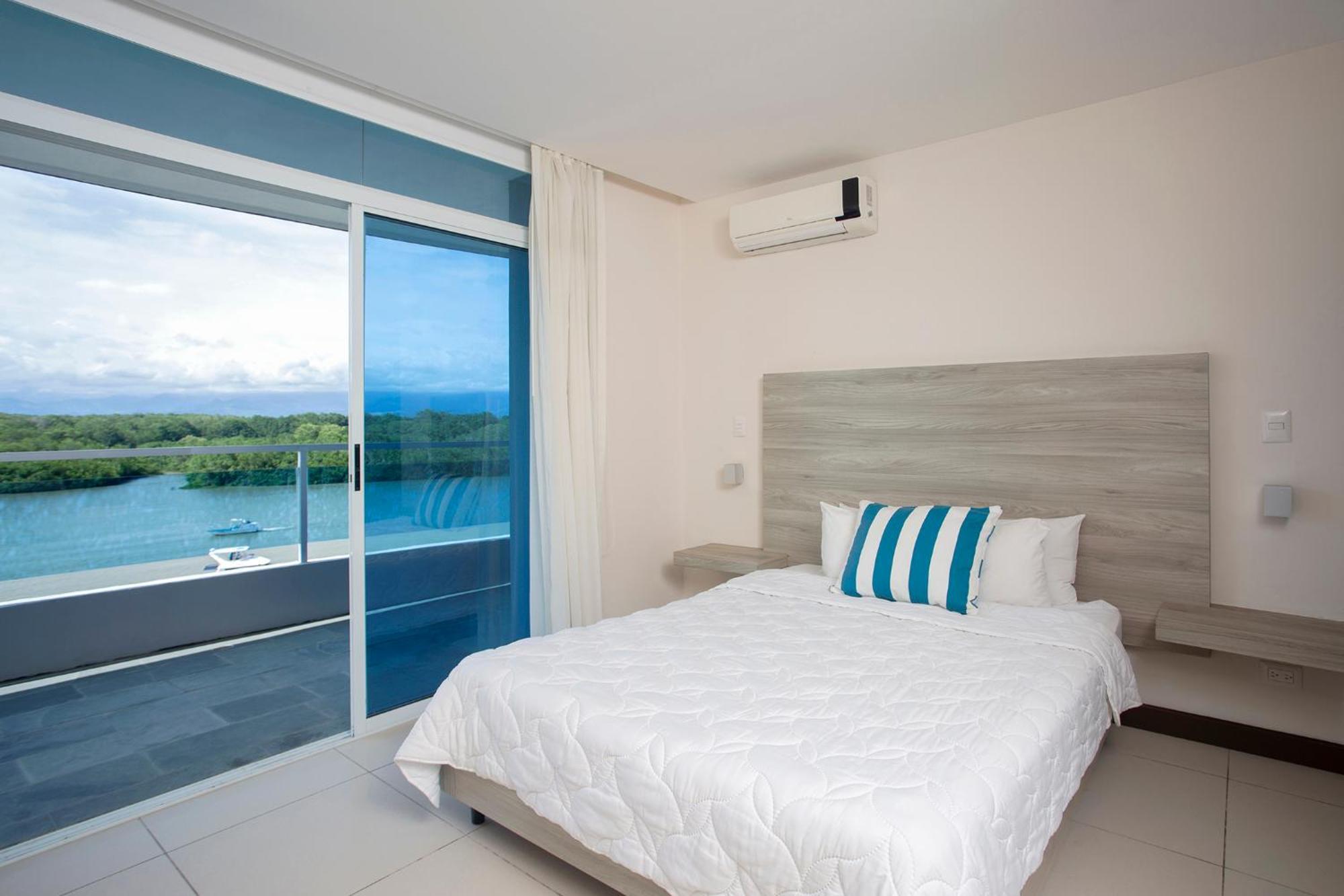 Puerto Azul 4*