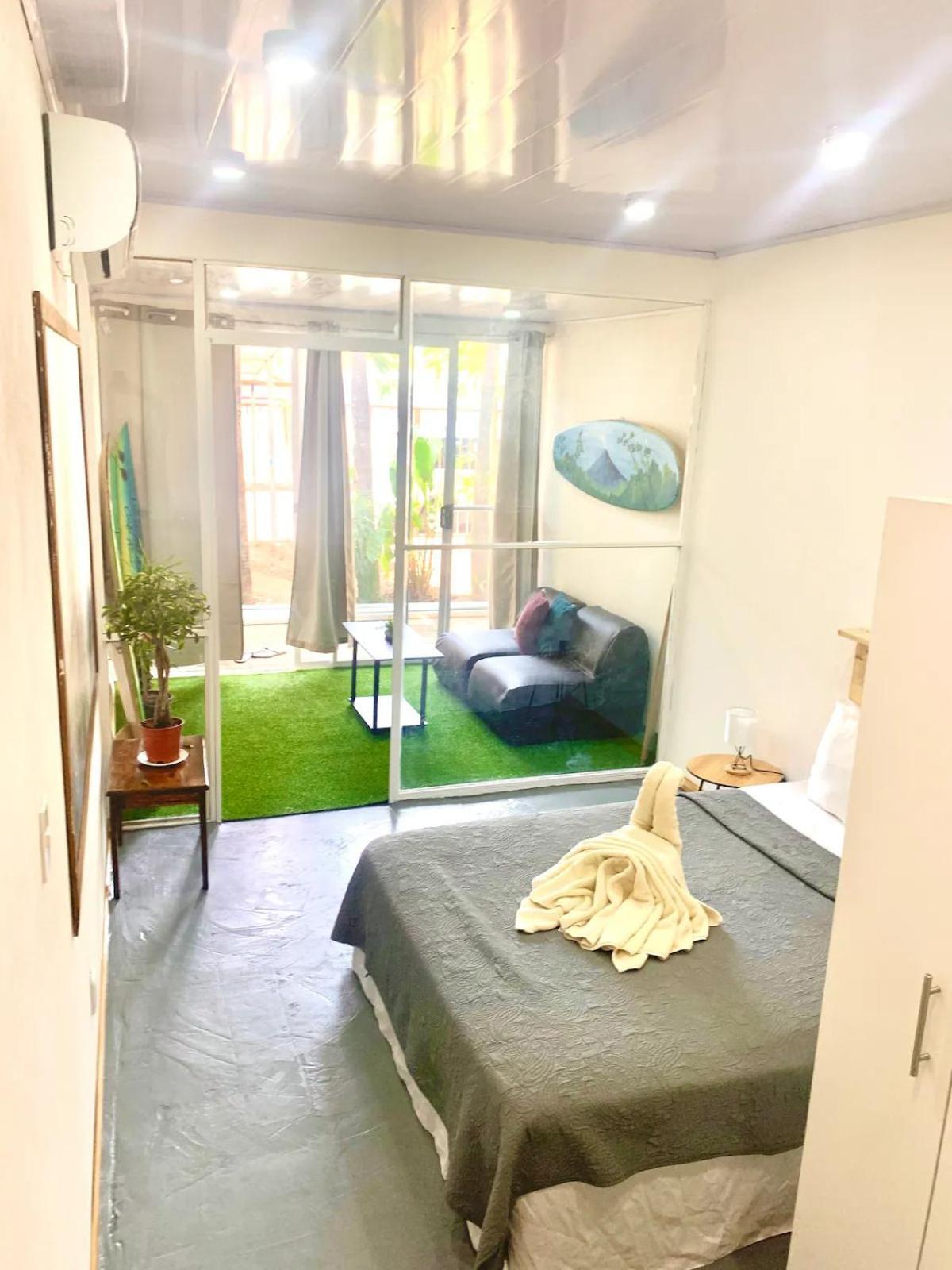 Lofts And Surf Apartment *