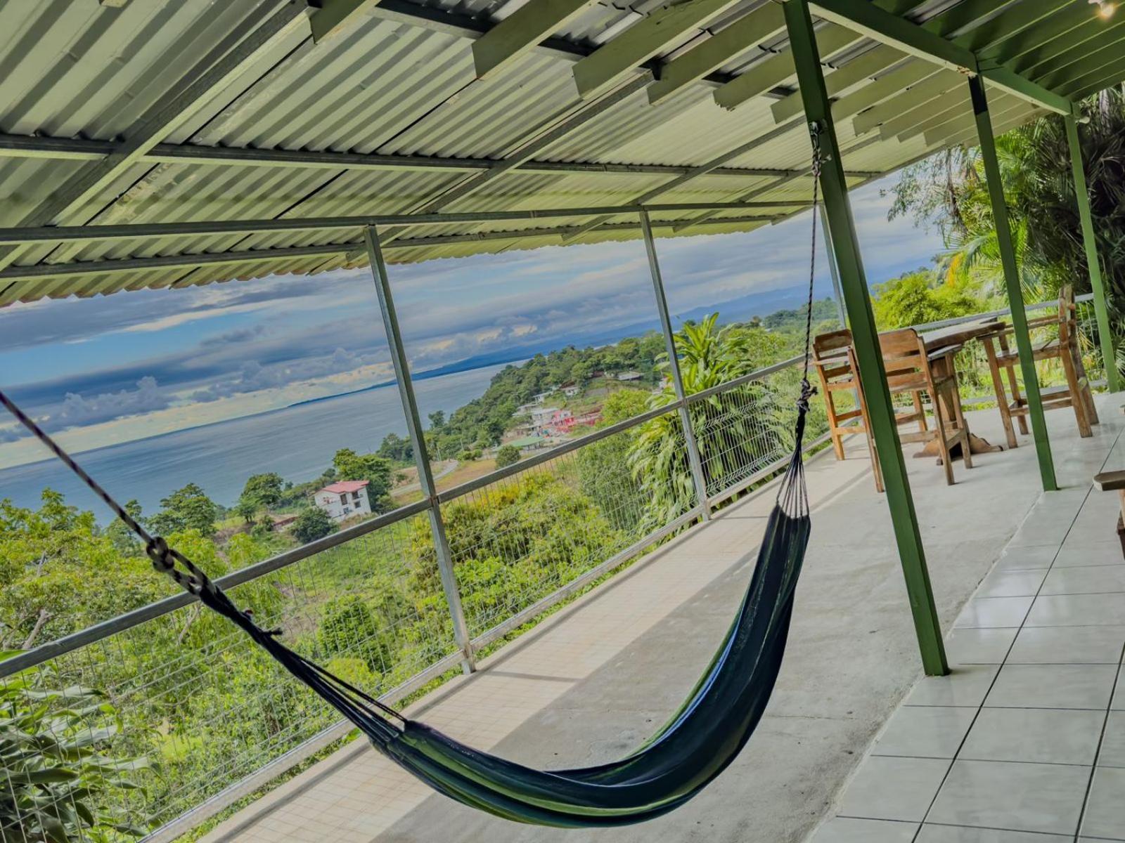 Pura Natura Lodge