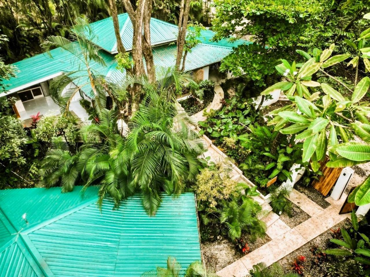 Makanas Bed & Breakfast 3*