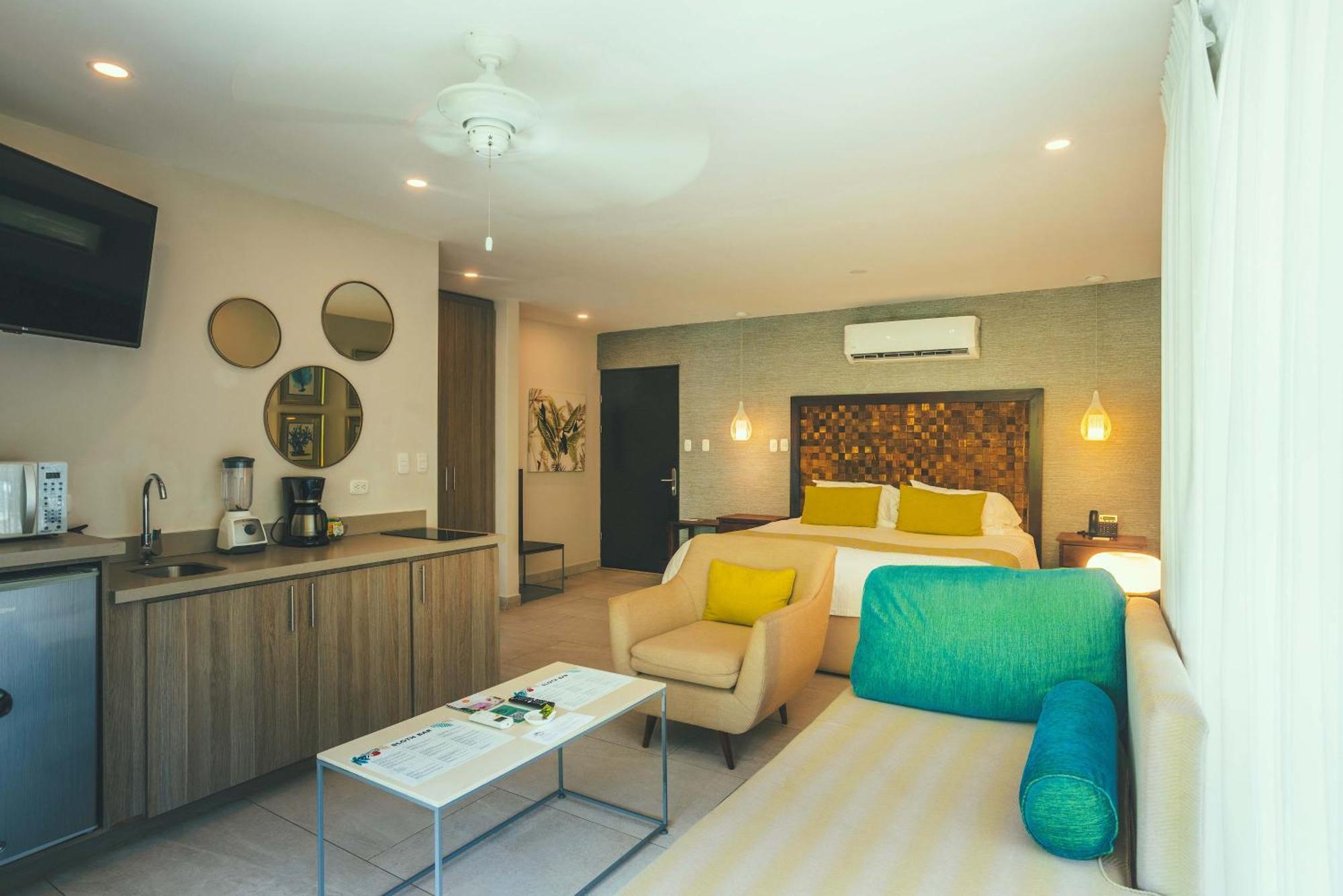 Jungle Vista Boutique Manuel Antonio
