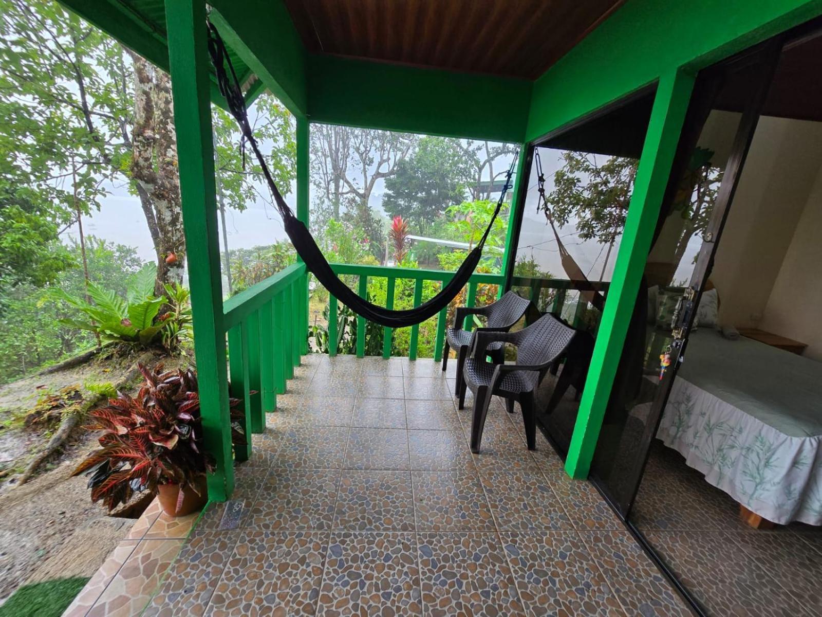 Cotingas Ocean View * Drake Bay