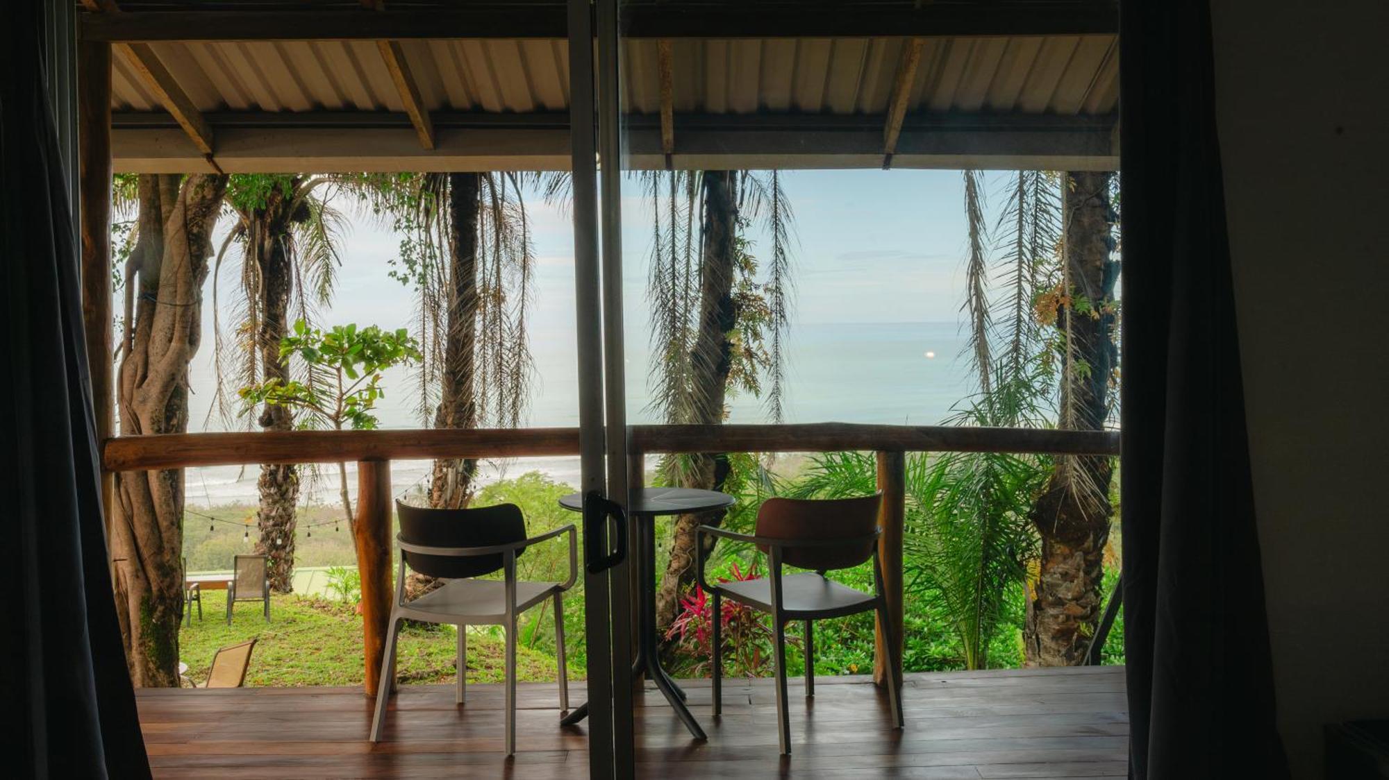 Buenos Aires Playa Santa Teresa (Puntarenas)