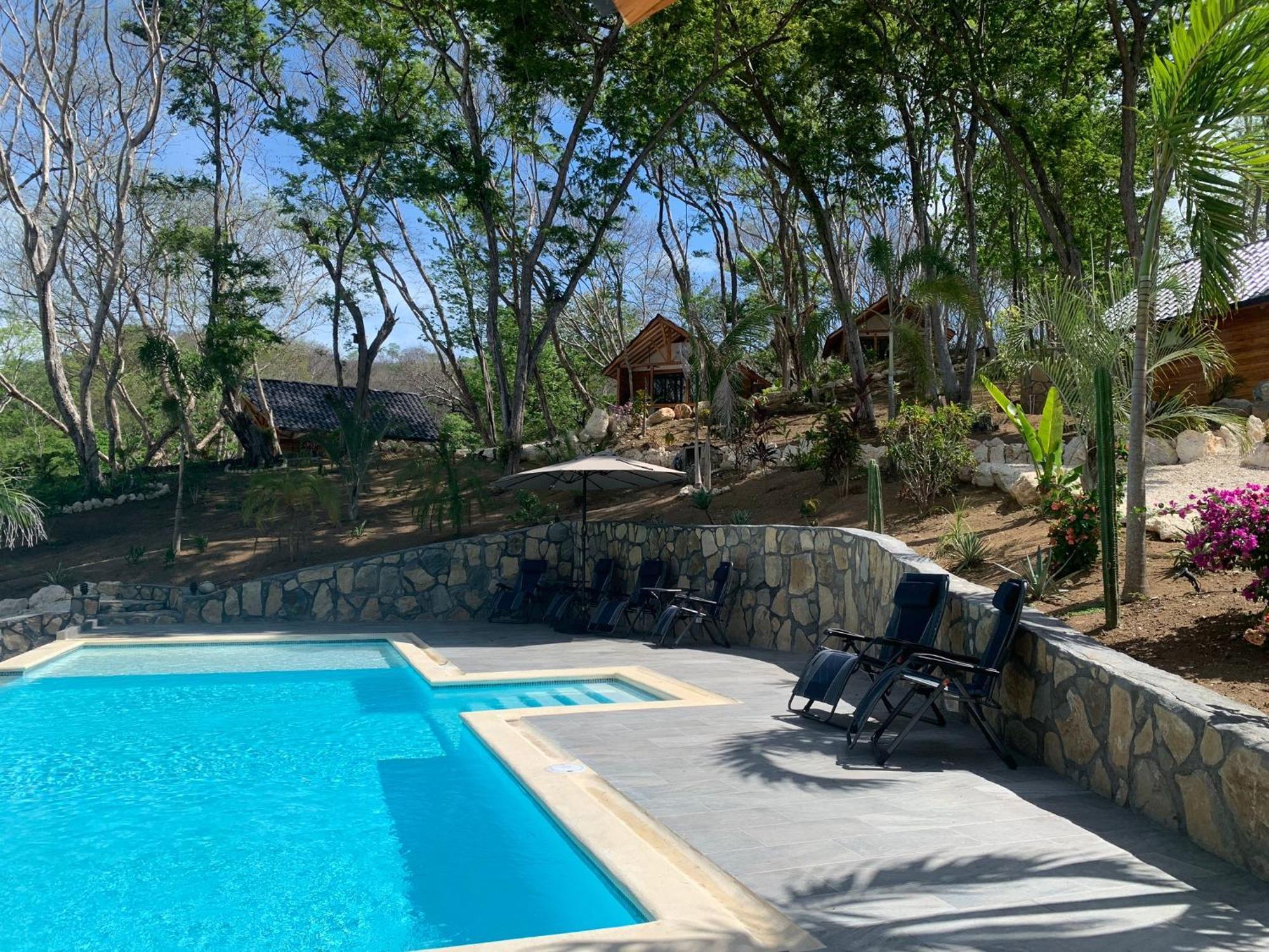 Playa Leona Resort *