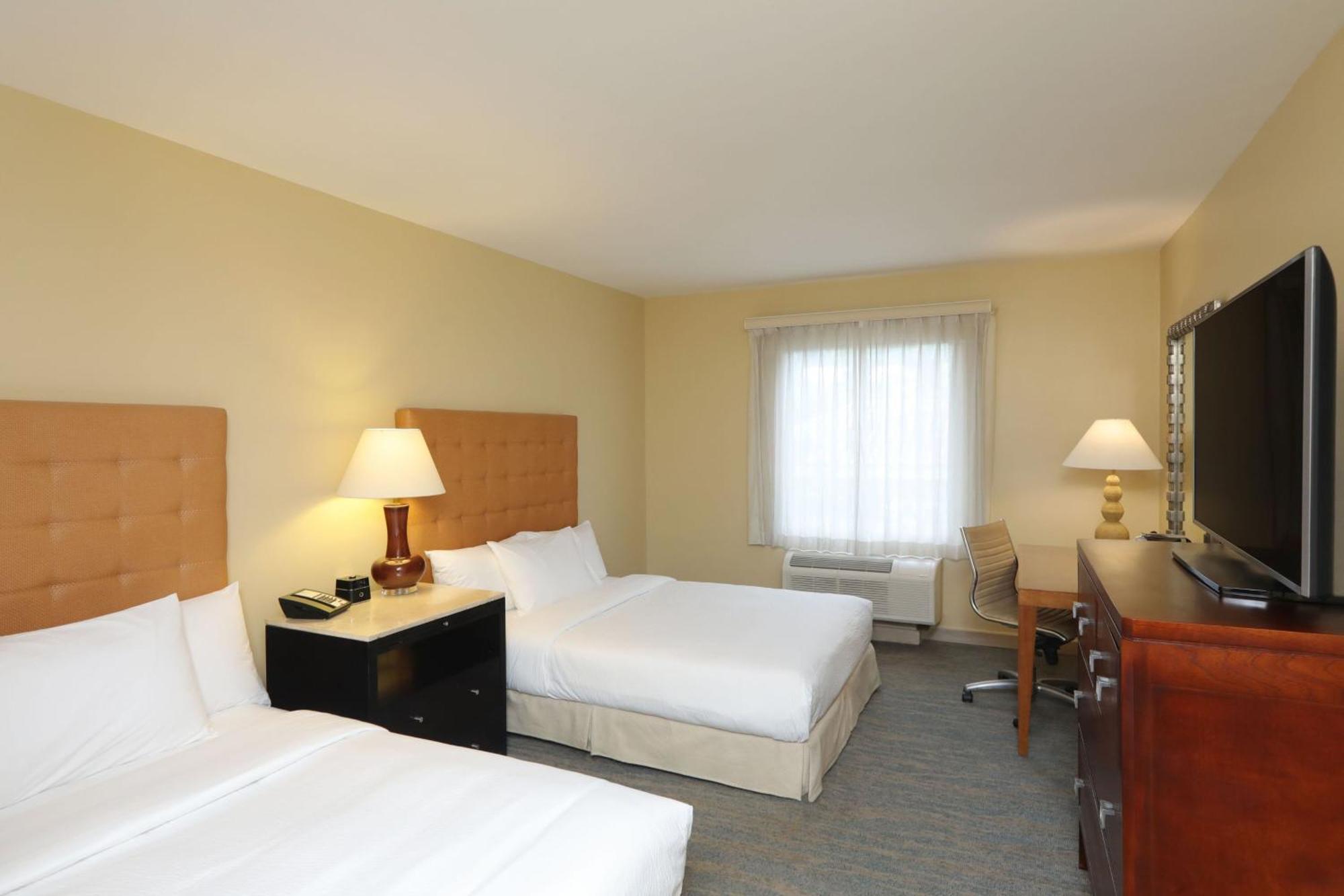 Hotel Four Points By Sheraton Costa Rica 4*