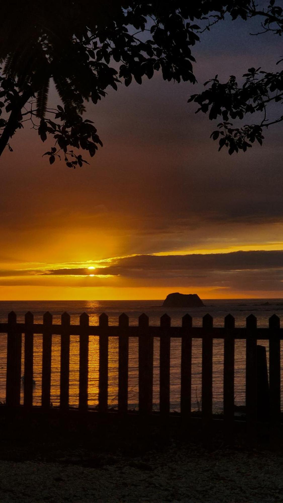 La Puesta Del Sol Bed & Breakfast Puerto Carrillo