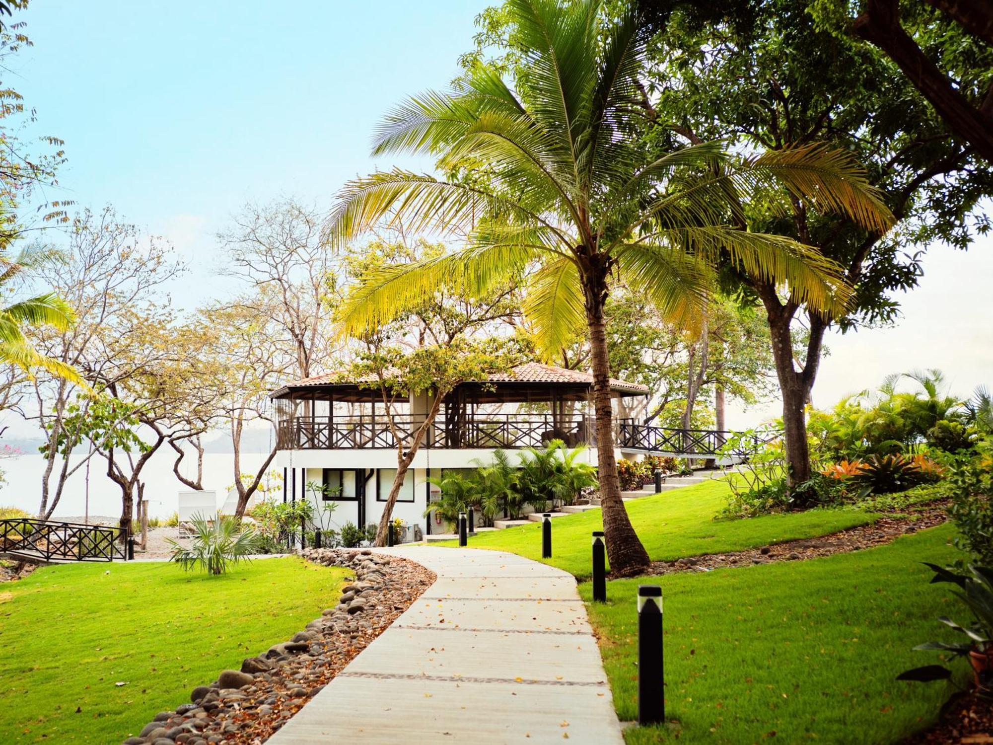 Reunion And Wellness Center Playa Danta