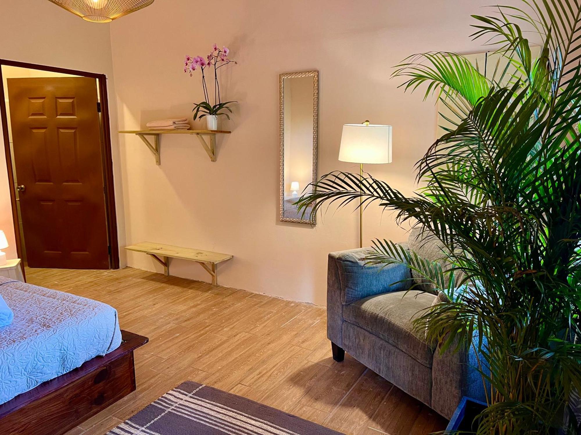 Zen Zaru Jungle Retreat Wildlife, Spa & Sea Views Hotel