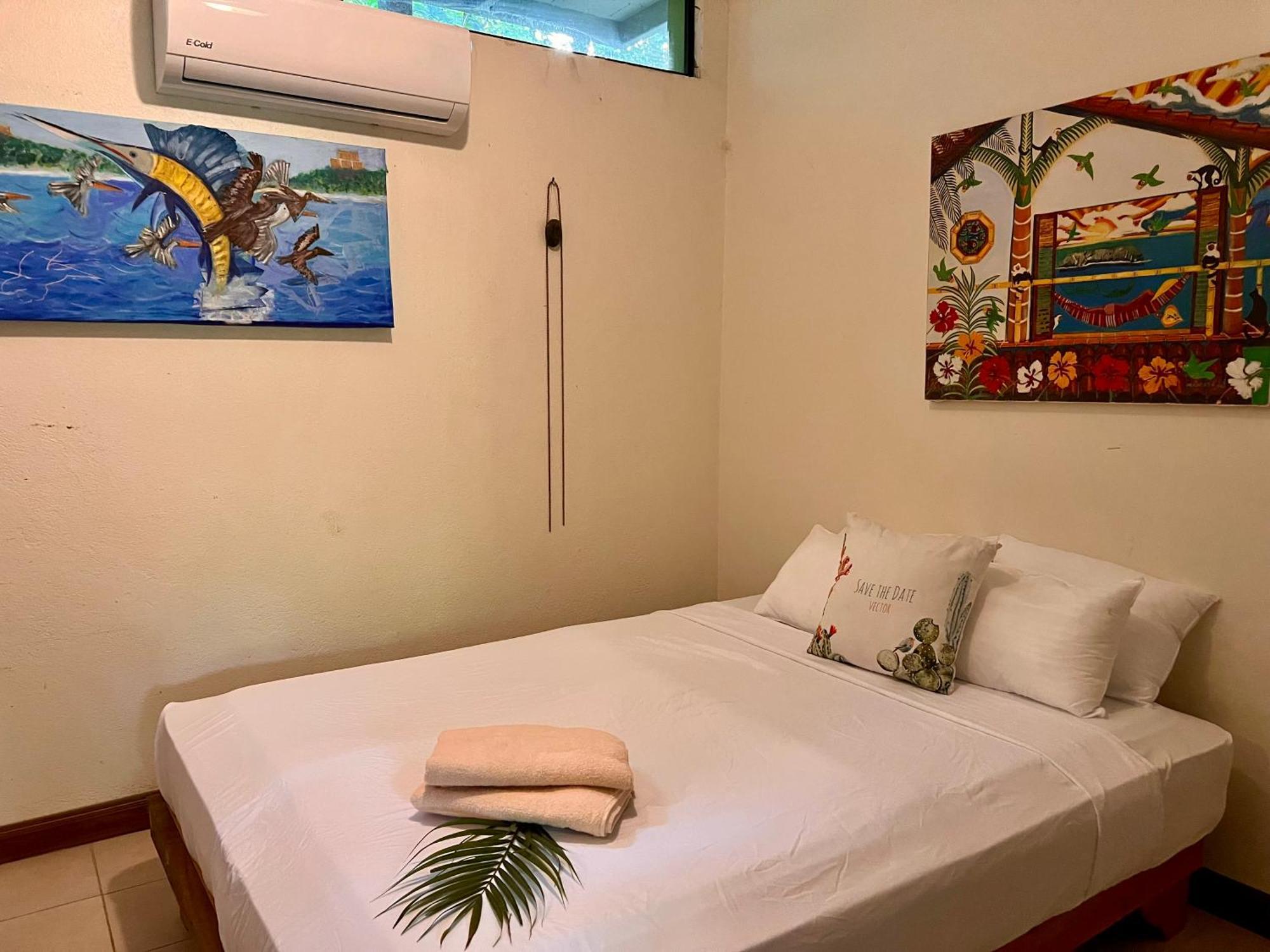 Zen Zaru Jungle Retreat Wildlife, Spa & Sea Views