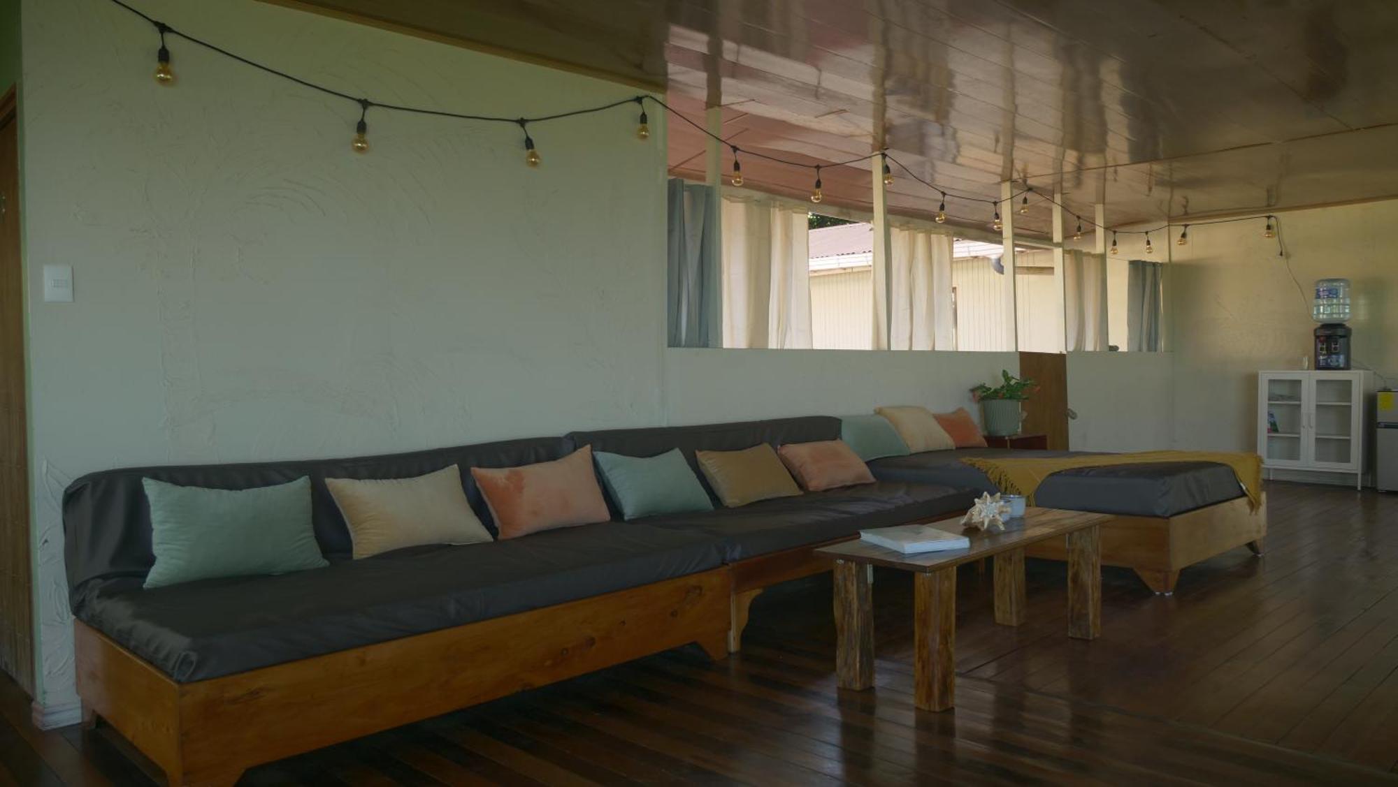 Casa Oh - Oceanview Bed & Breakfast Uvita