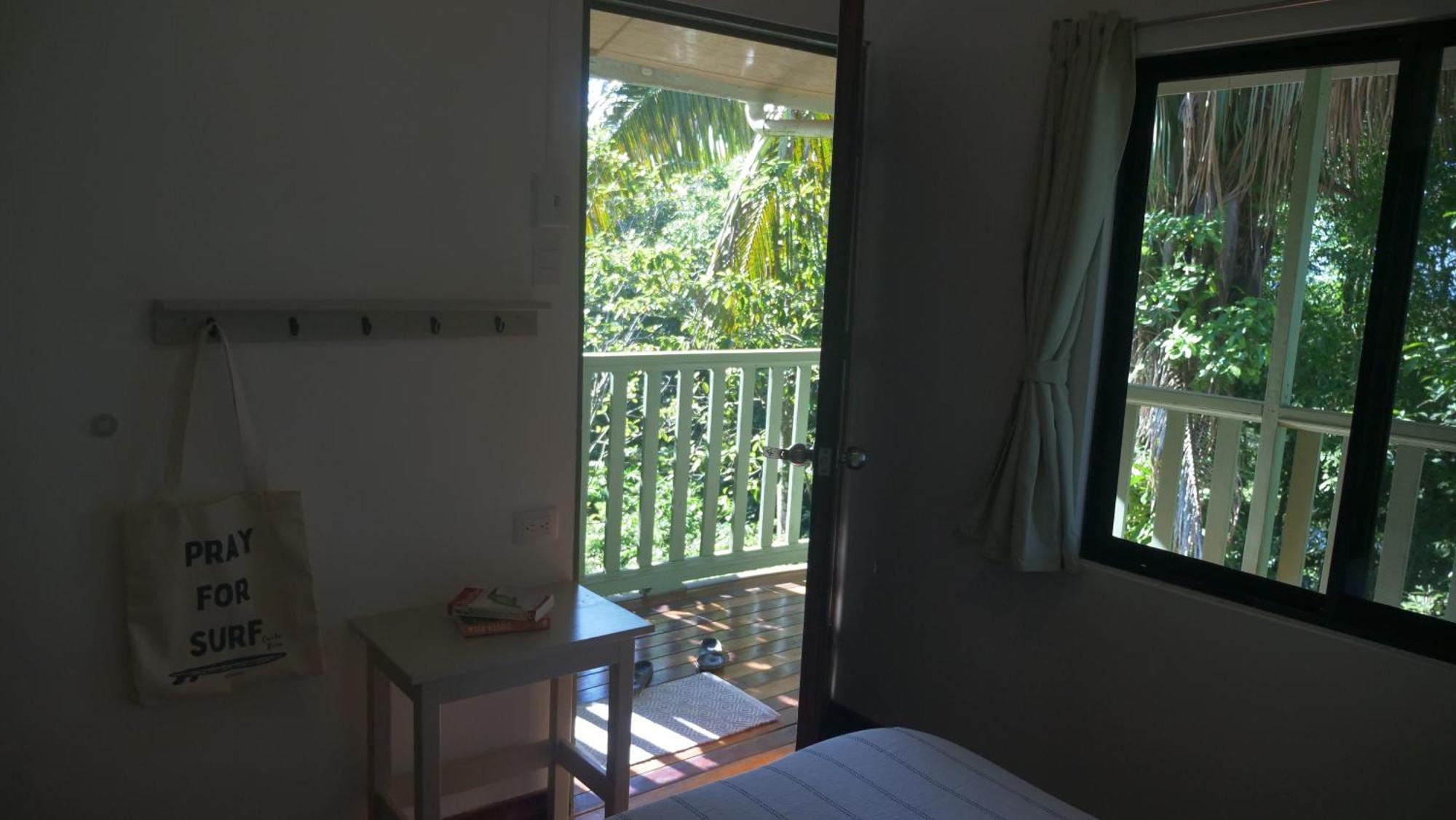 Casa Oh - Oceanview Bed & Breakfast