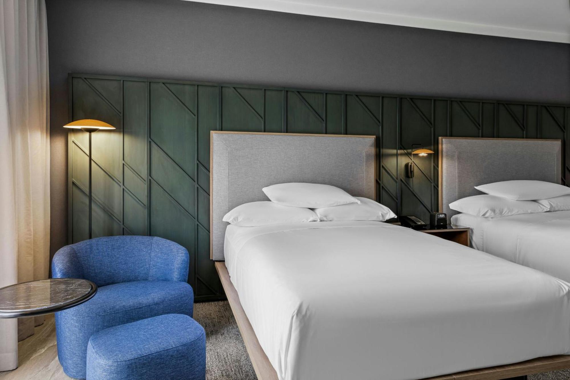 Hotel Courtyard By Marriott 4*