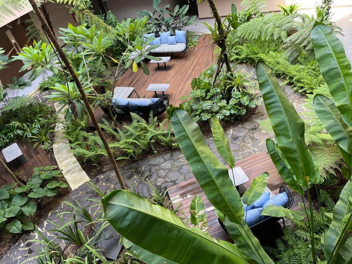 2-bedroom Rainforest & Balcony At Botanika *