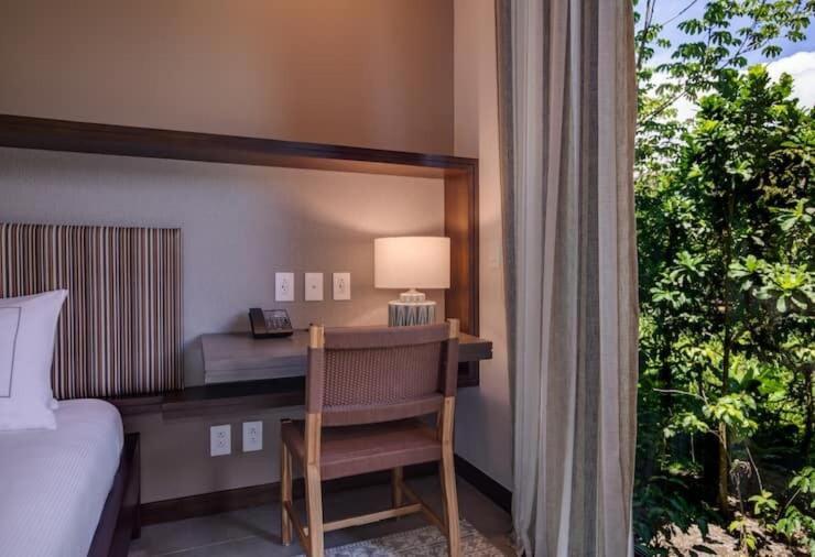 2-bedroom Rainforest & Balcony At Botanika Apartment *