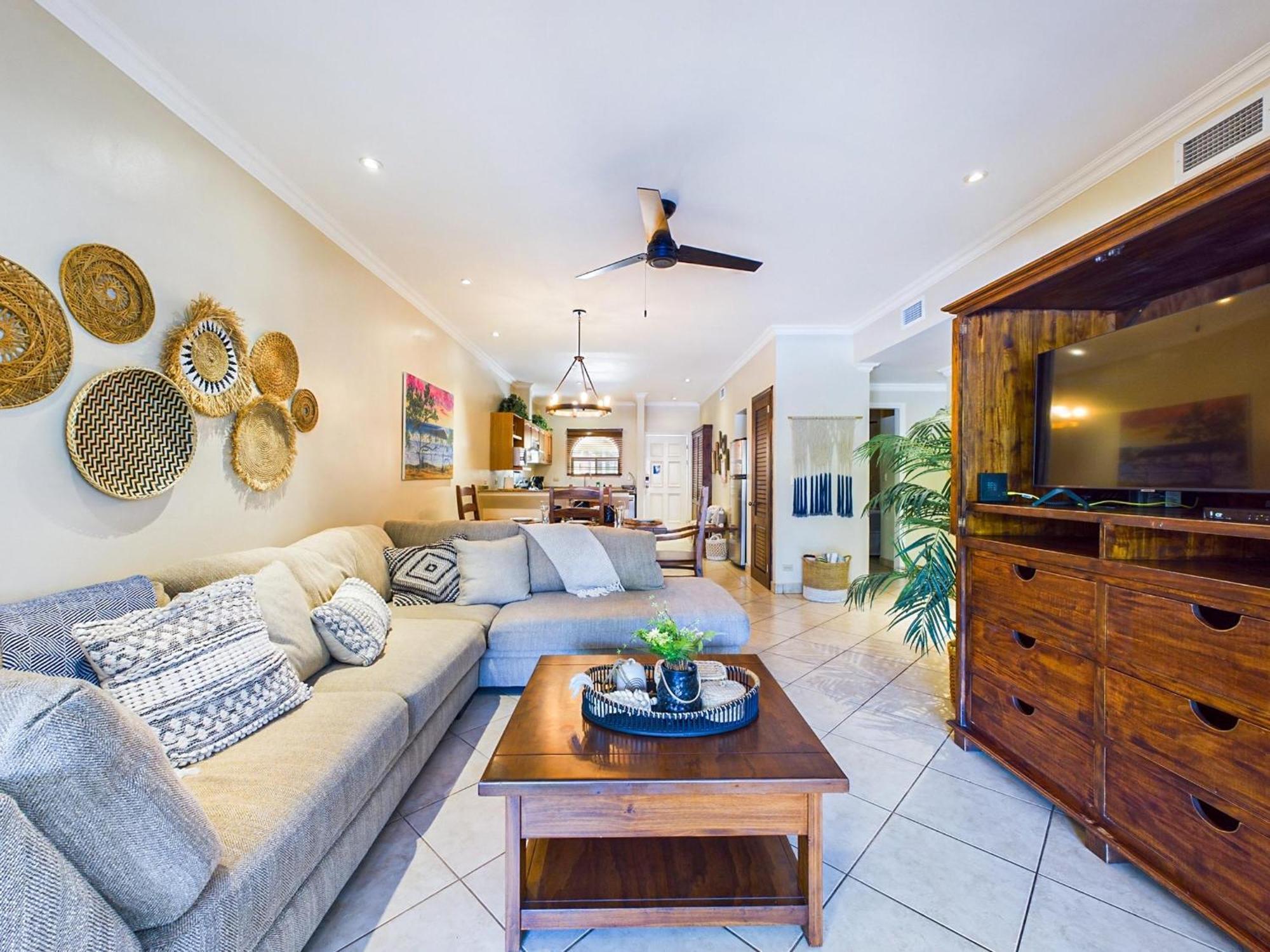 Sunrise 1- 3 Bedroom Poolside *