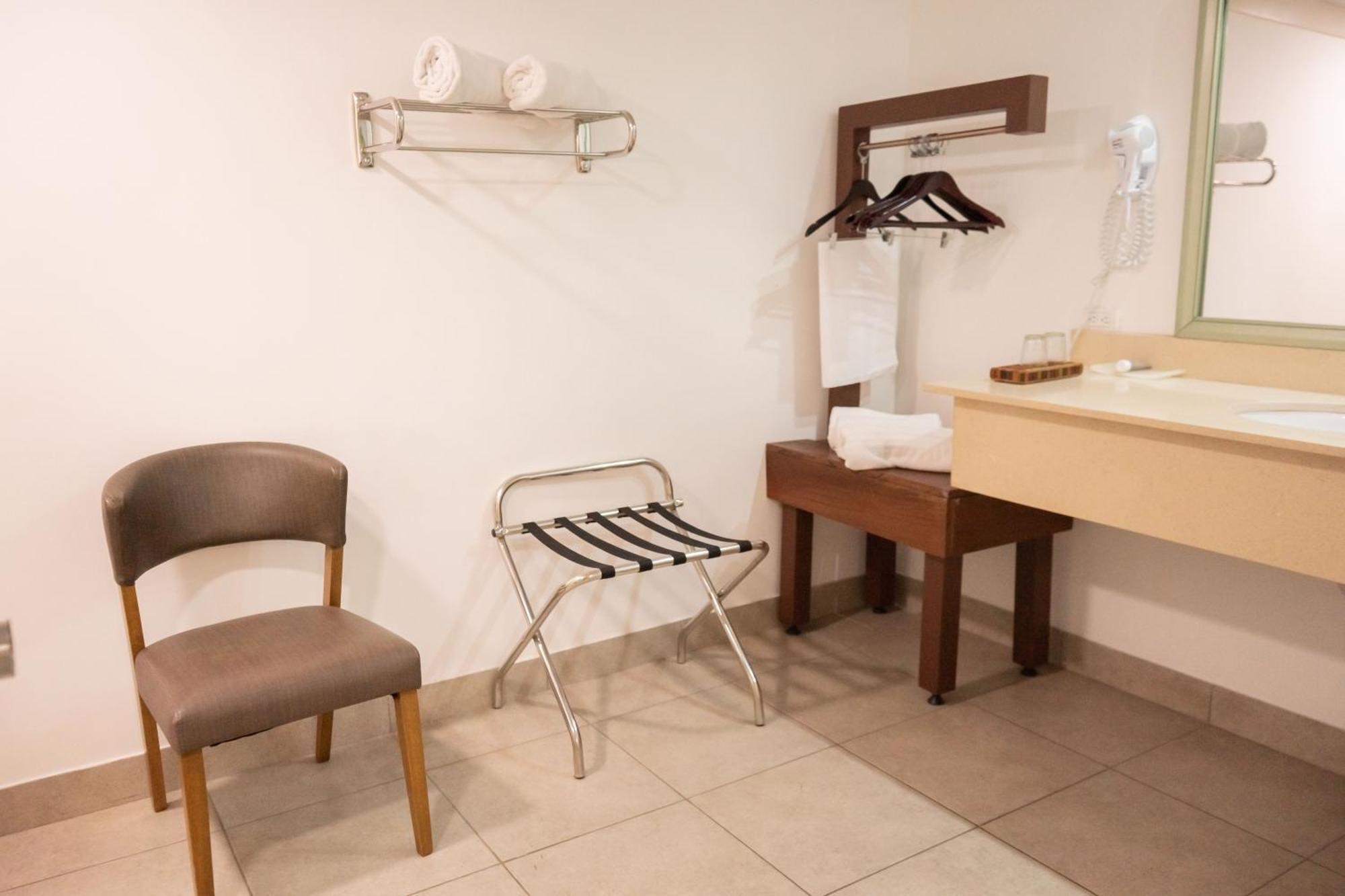 Zima Hotel 4*