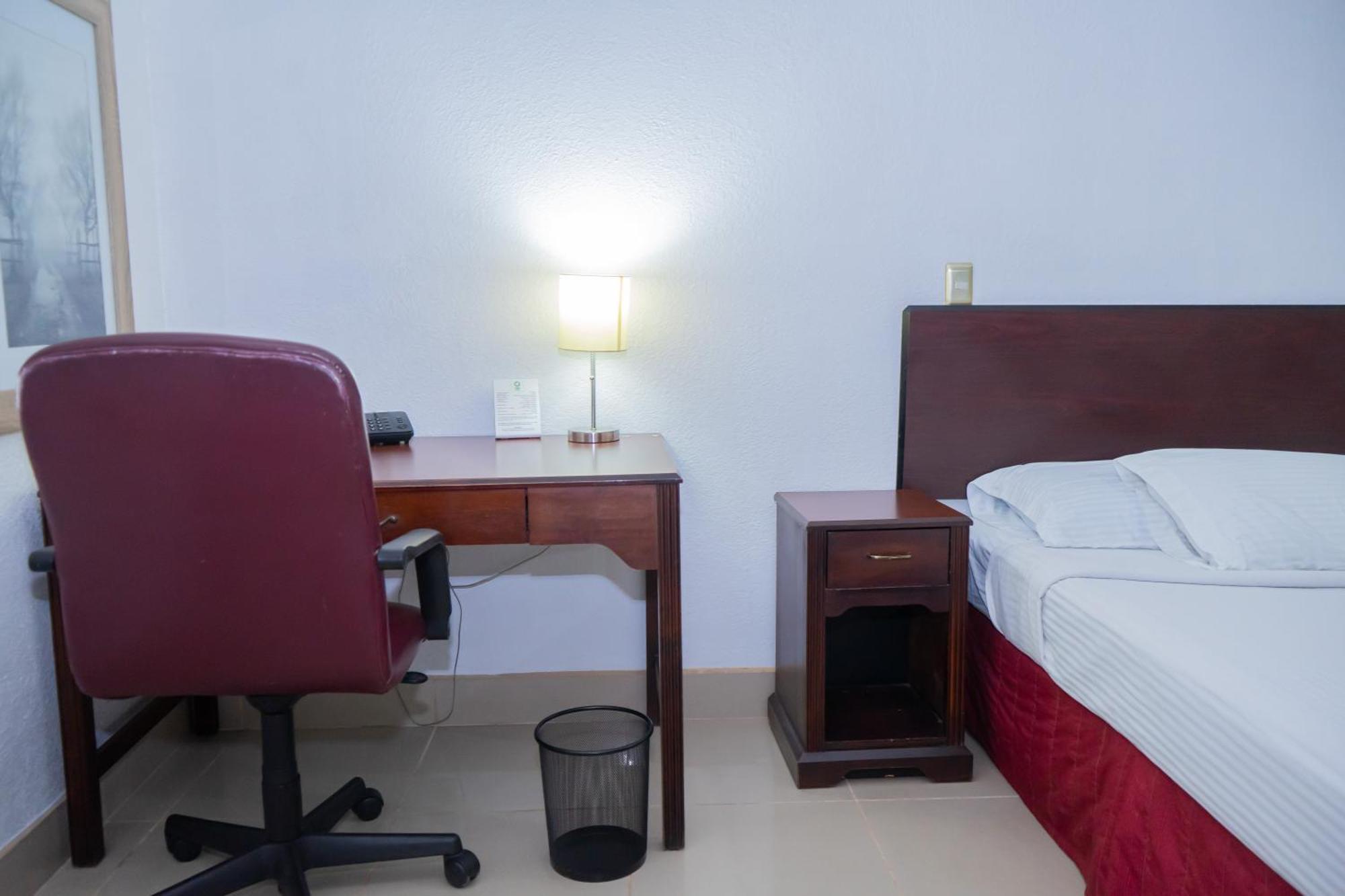 Zima Hotel San Isidro De El General