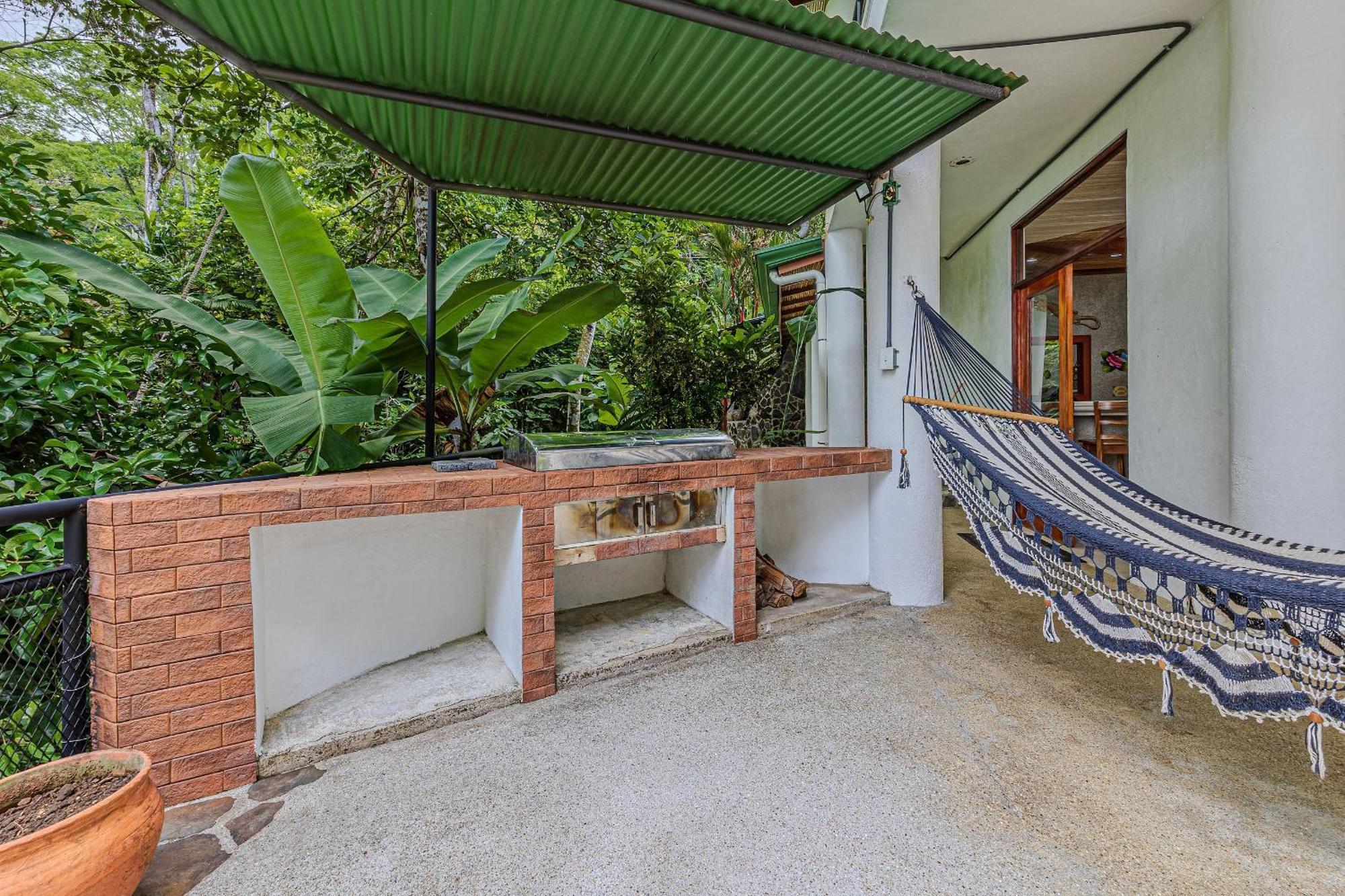 The Jungle Bed & Breakfast *