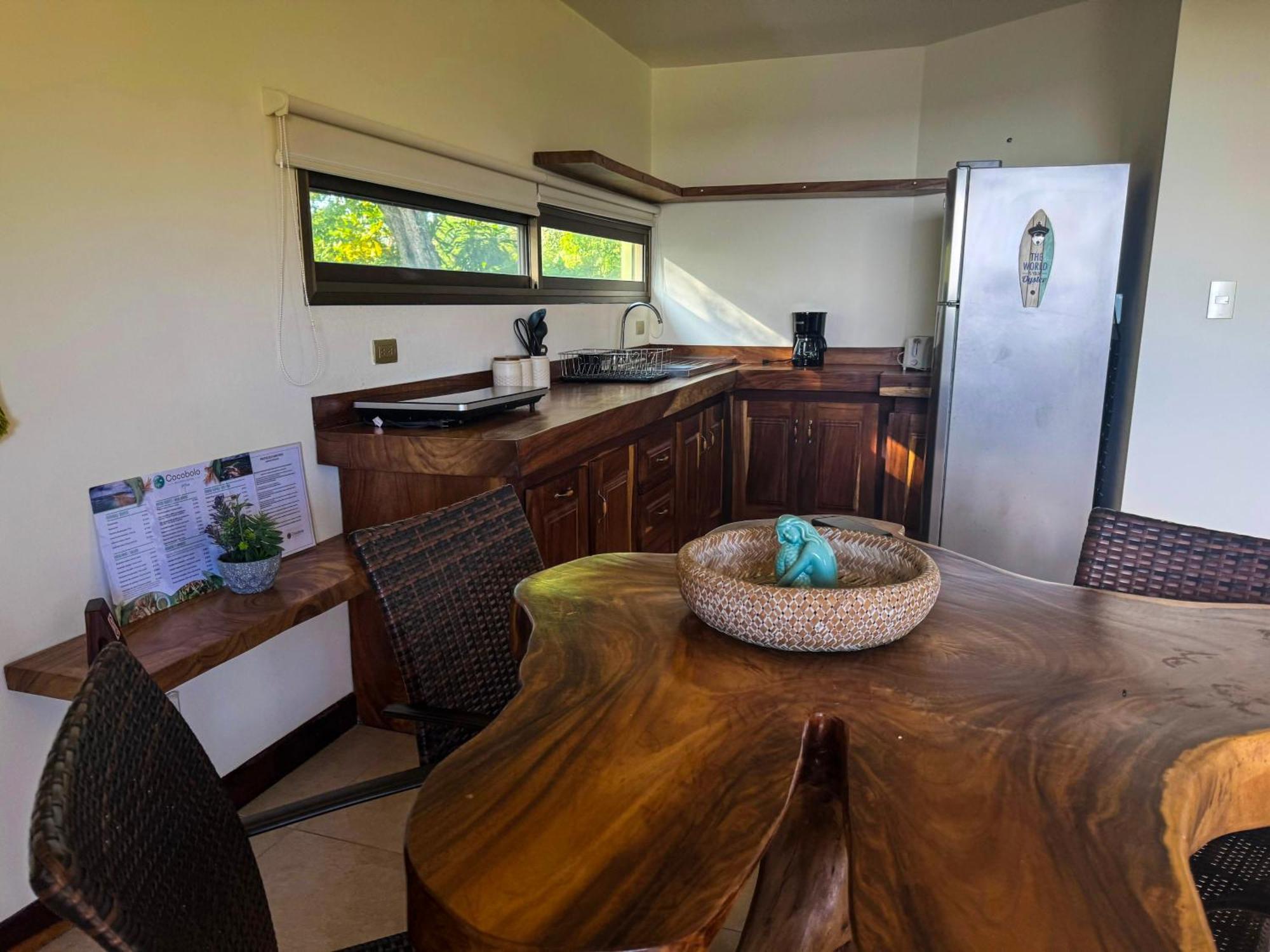 Cocobolo Boutique 3*