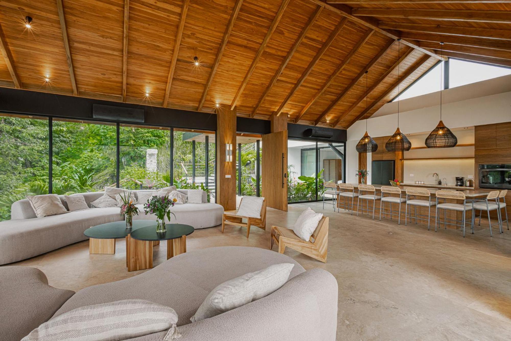 Bahia Lodge *