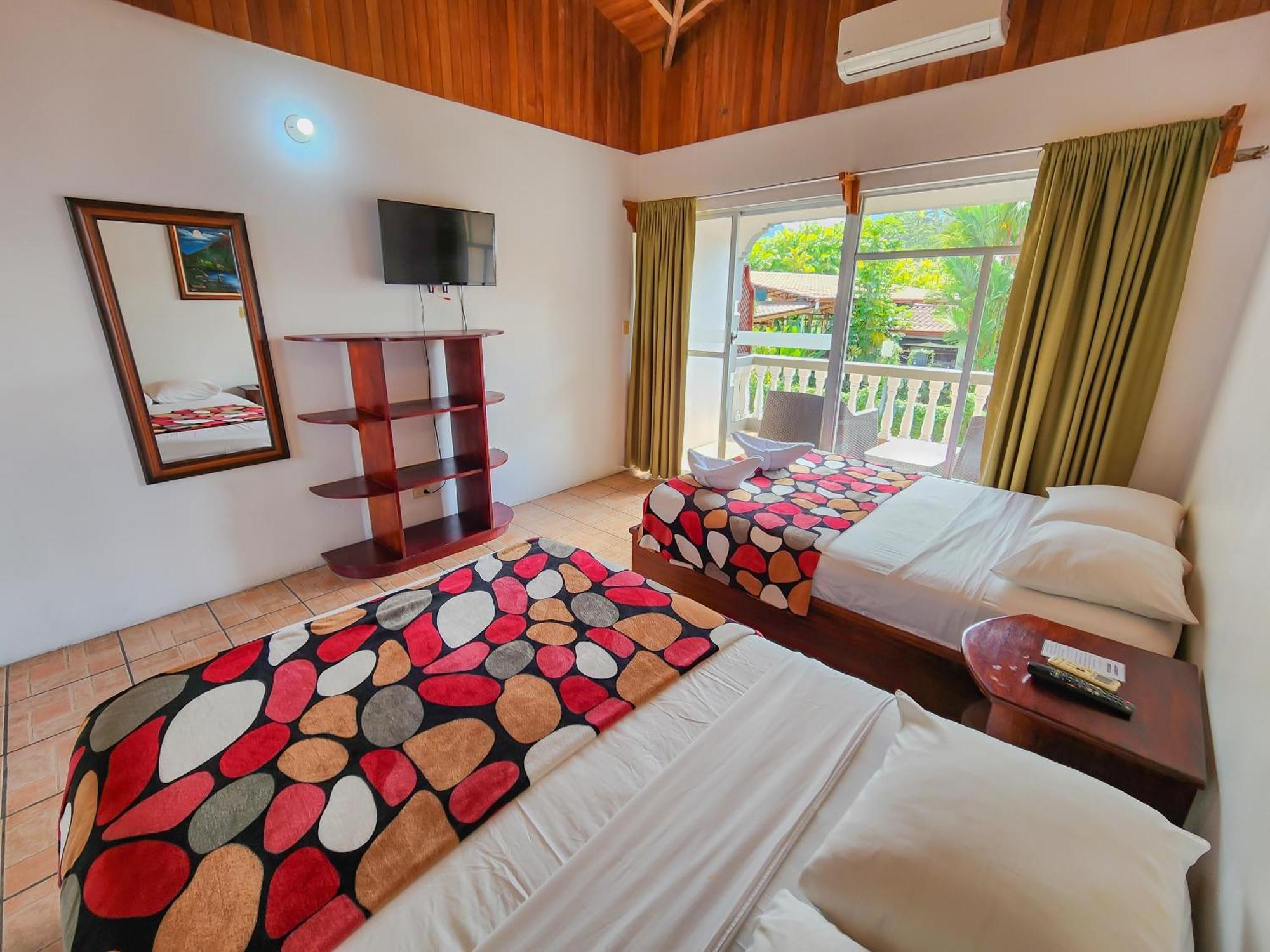 Hotel Sierra Arenal