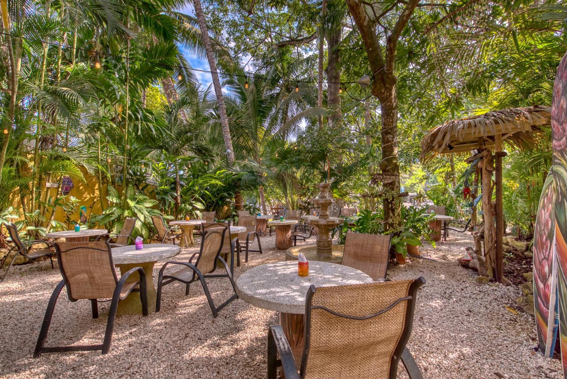 El Sano Banano Beachside