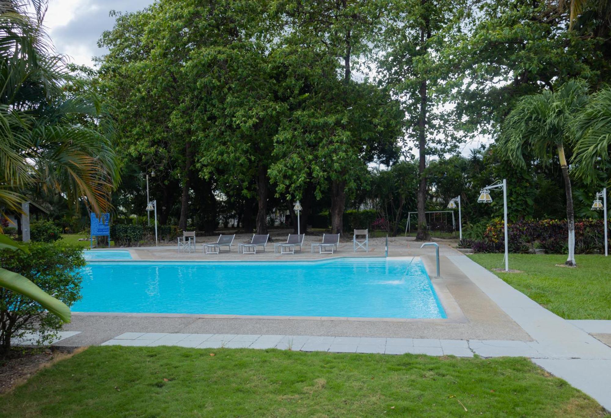 Hotel Las Espuelas, Bar & Restaurant