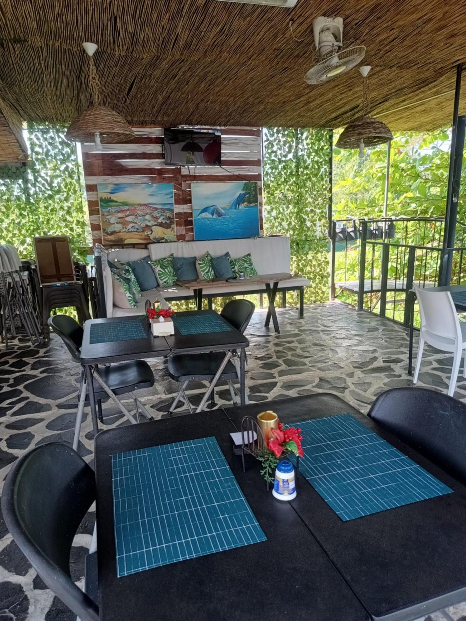 Guest house La Galerie Ciudad Cortes