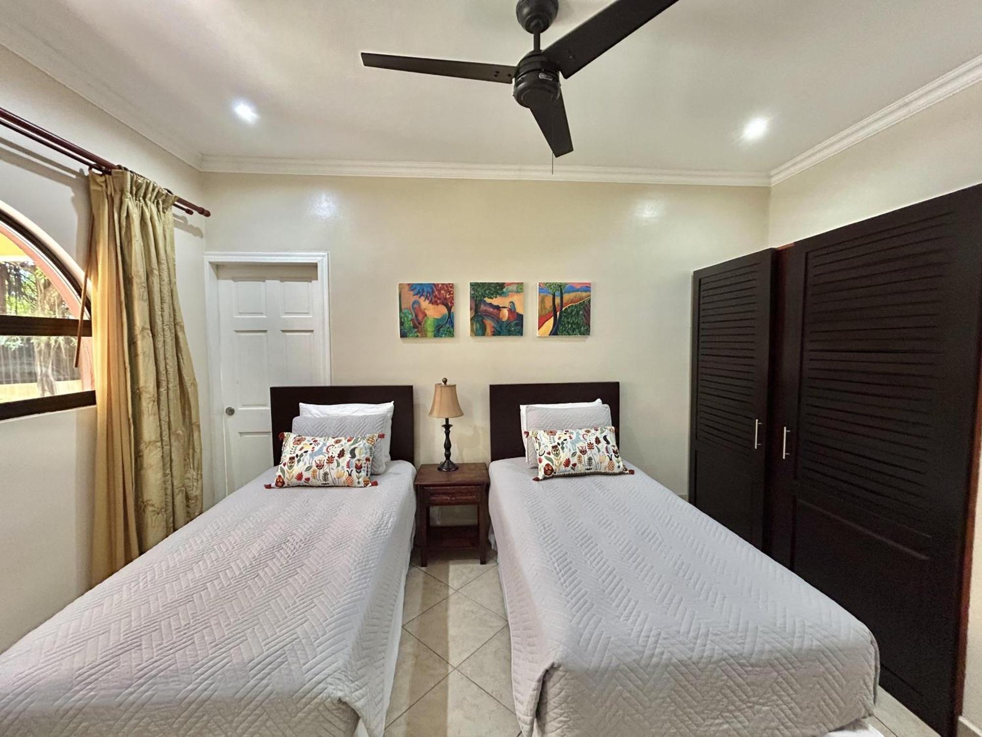 Sunrise 1- 3 Bedroom Poolside *