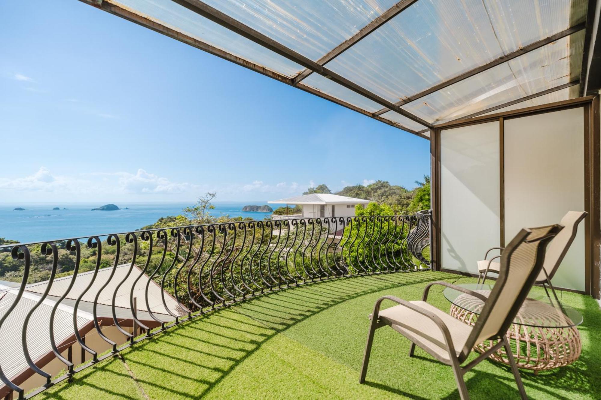 Hotel Layan & Manuel Antonio